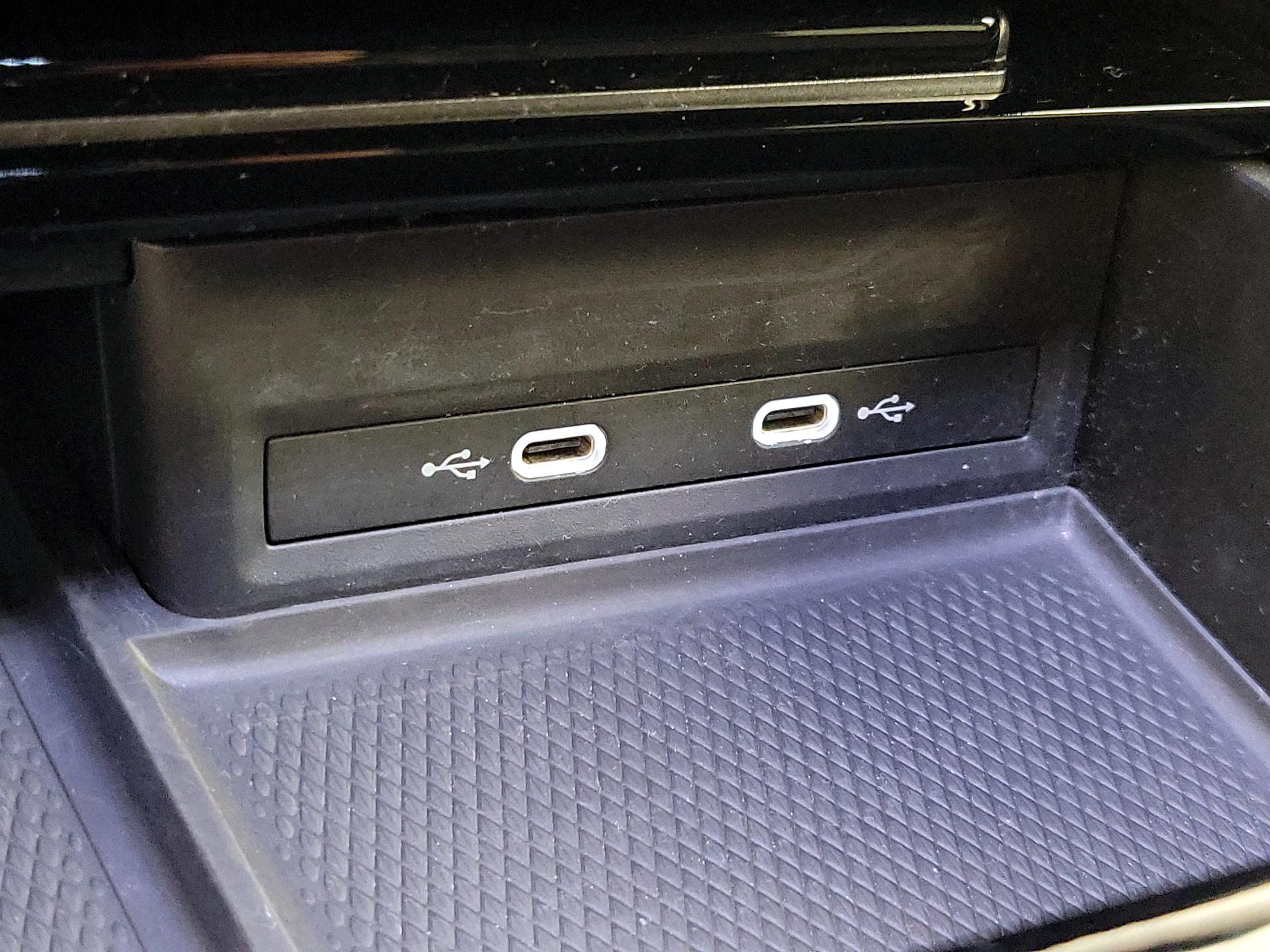 Thumbnail: 2024 Volkswagen Atlas - 18