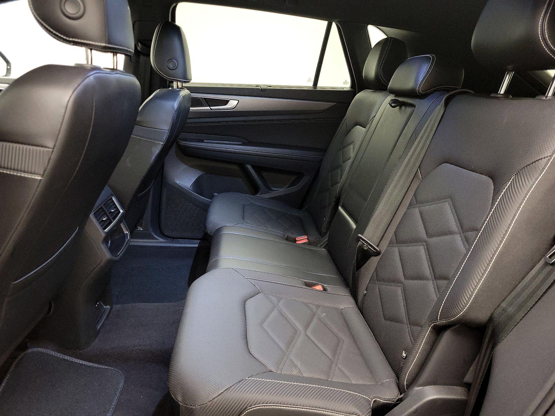 Thumbnail: 2024 Volkswagen Atlas - 19