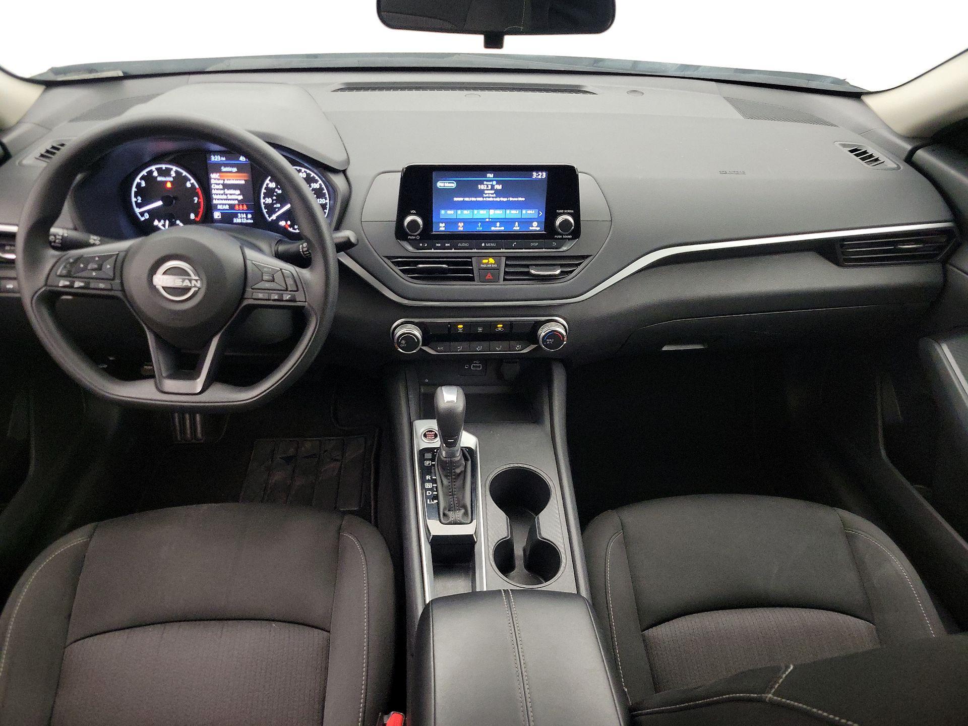 Thumbnail: 2023 Nissan Altima - 9