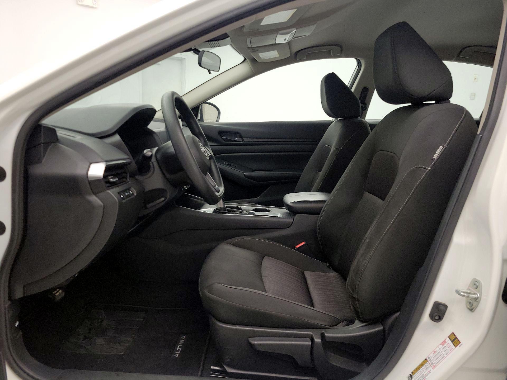 Thumbnail: 2023 Nissan Altima - 11