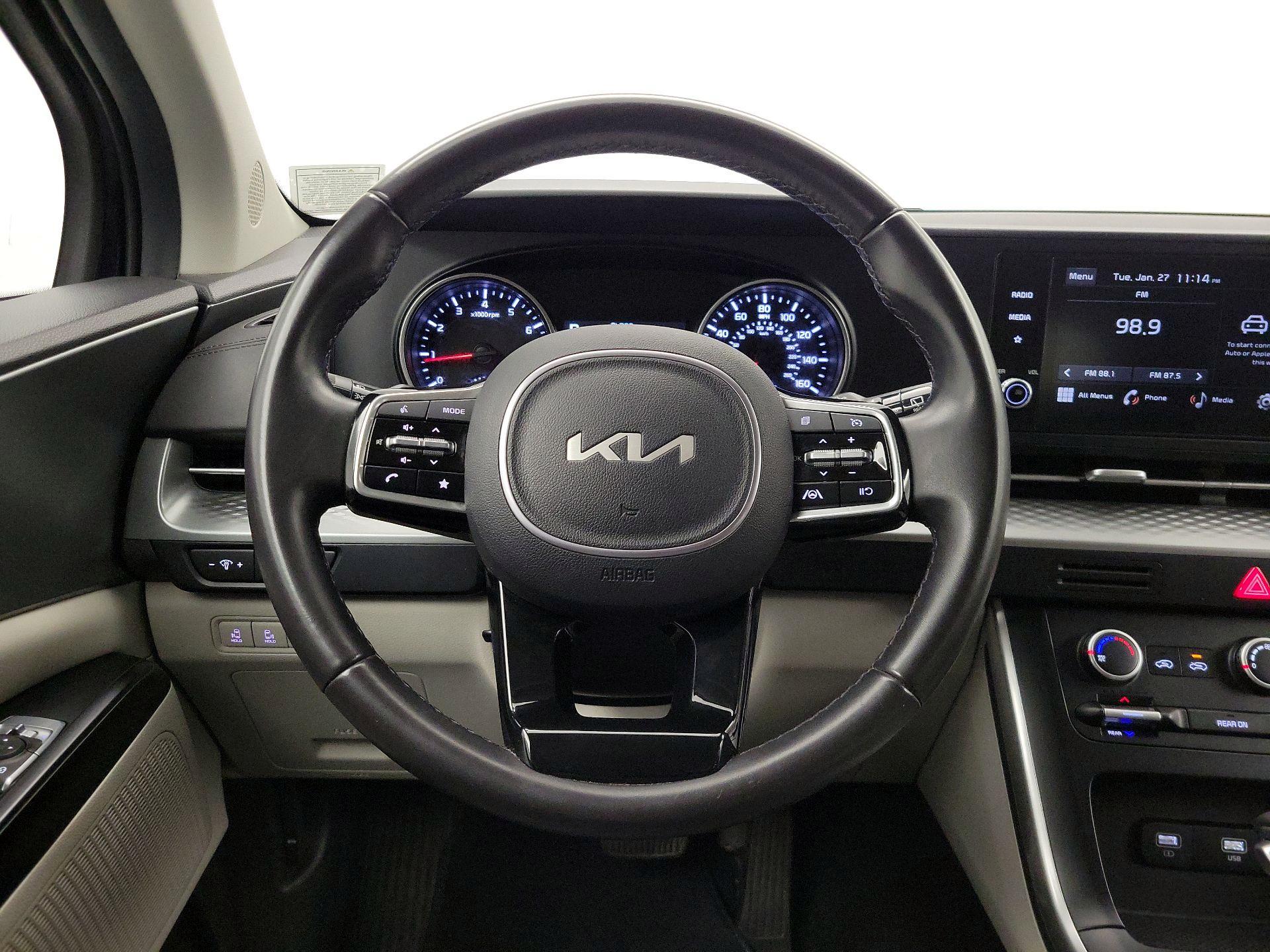 Thumbnail: 2024 Kia Carnival - 10