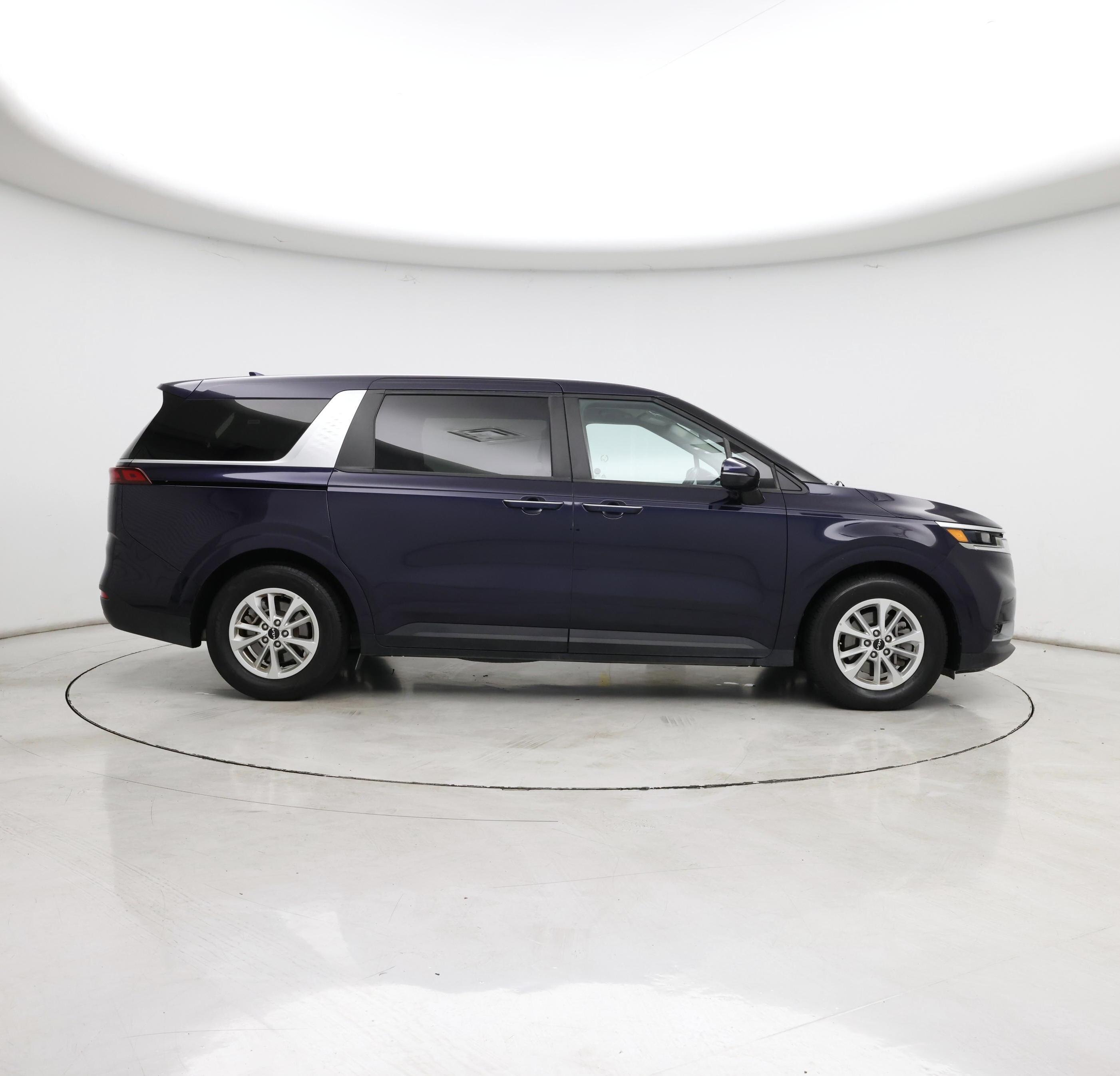 Thumbnail: 2024 Kia Carnival - 7
