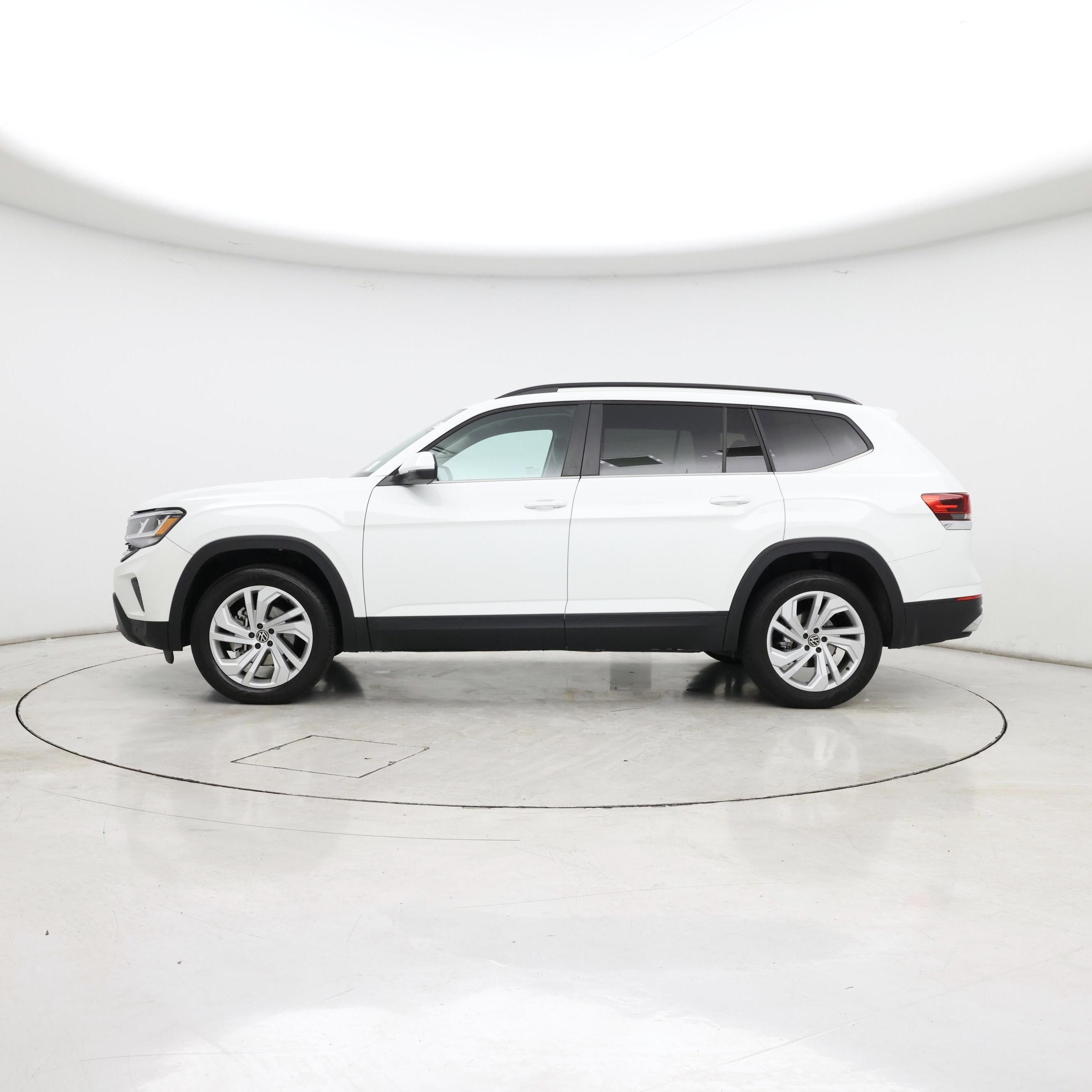 Thumbnail: 2023 Volkswagen Atlas - 3