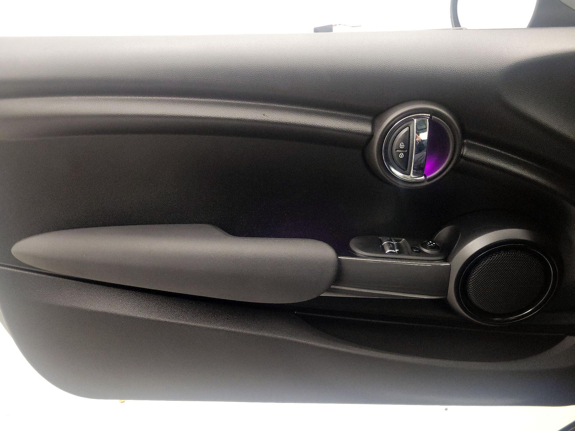 Thumbnail: 2020 MINI Cooper Hardtop - 12