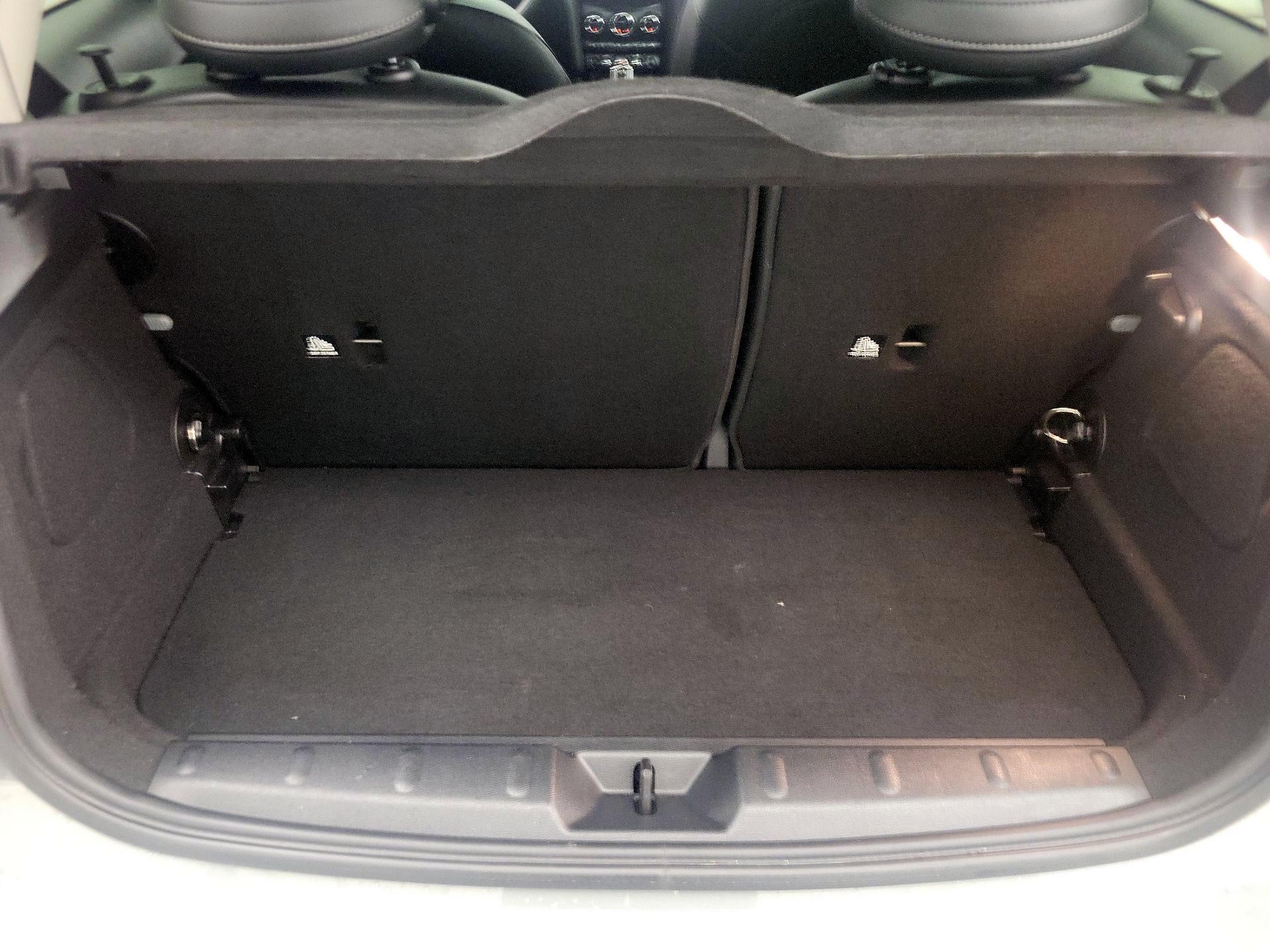 Thumbnail: 2020 MINI Cooper Hardtop - 20