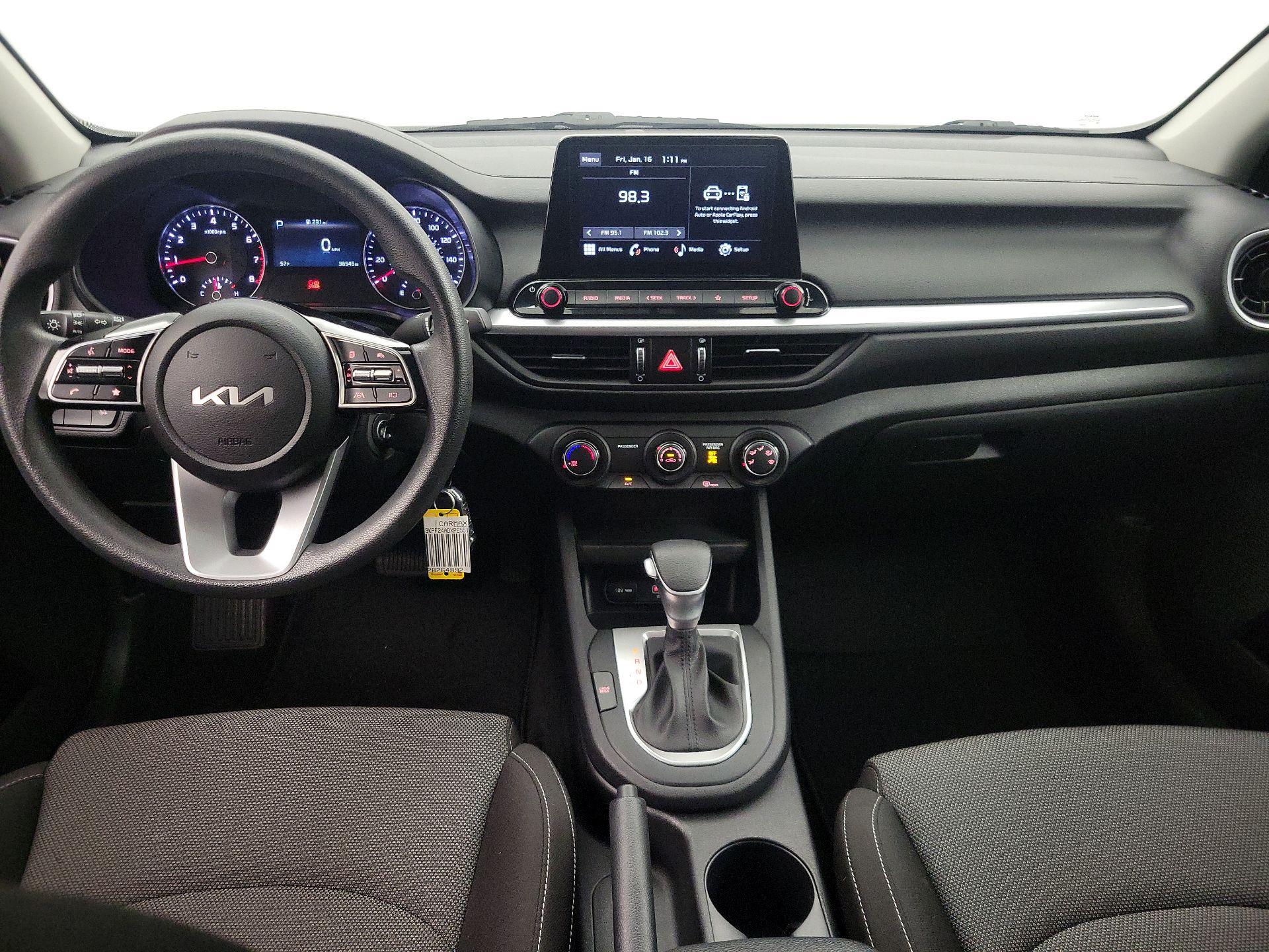 Thumbnail: 2023 Kia Forte - 9