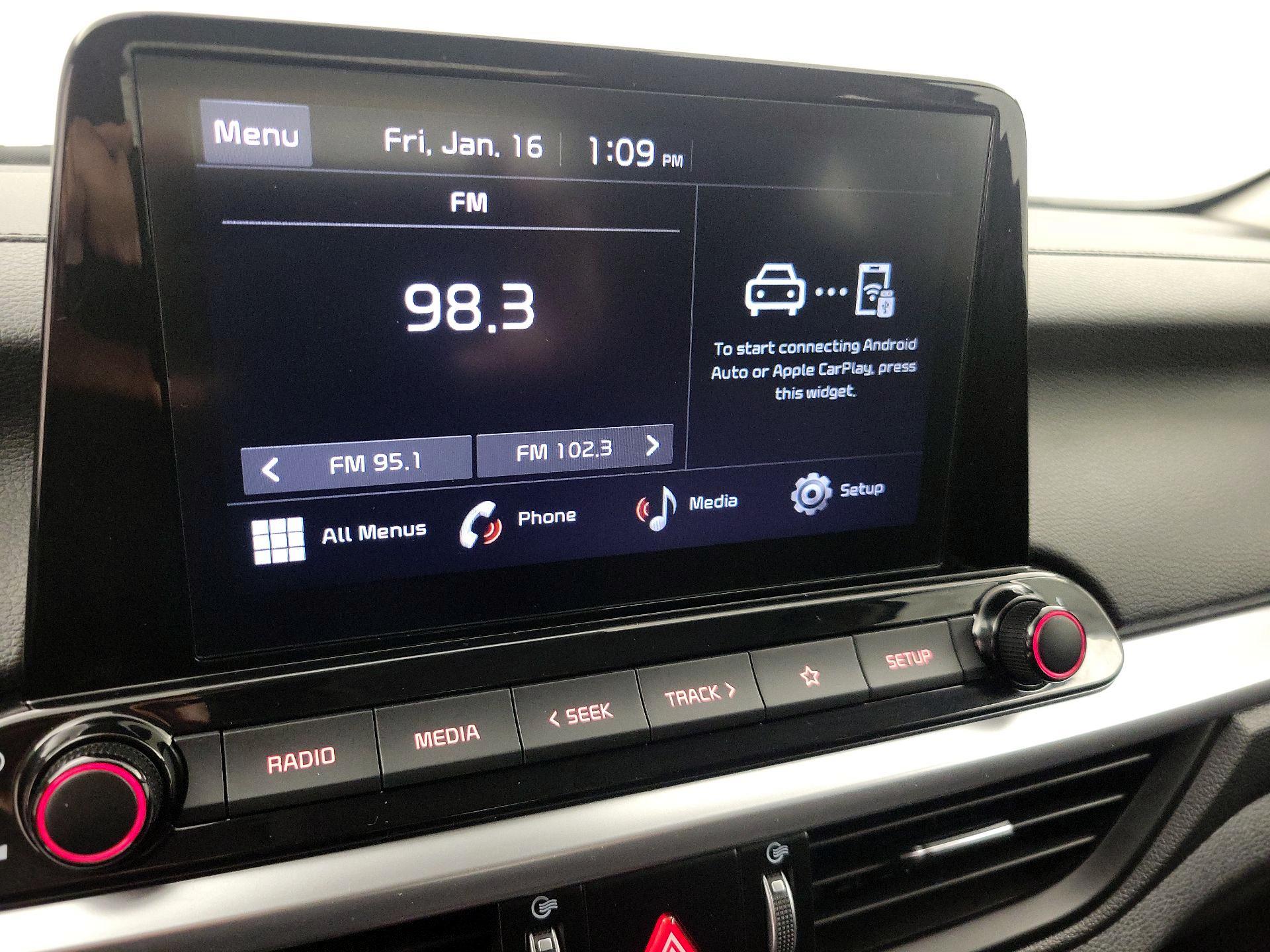 Thumbnail: 2023 Kia Forte - 15