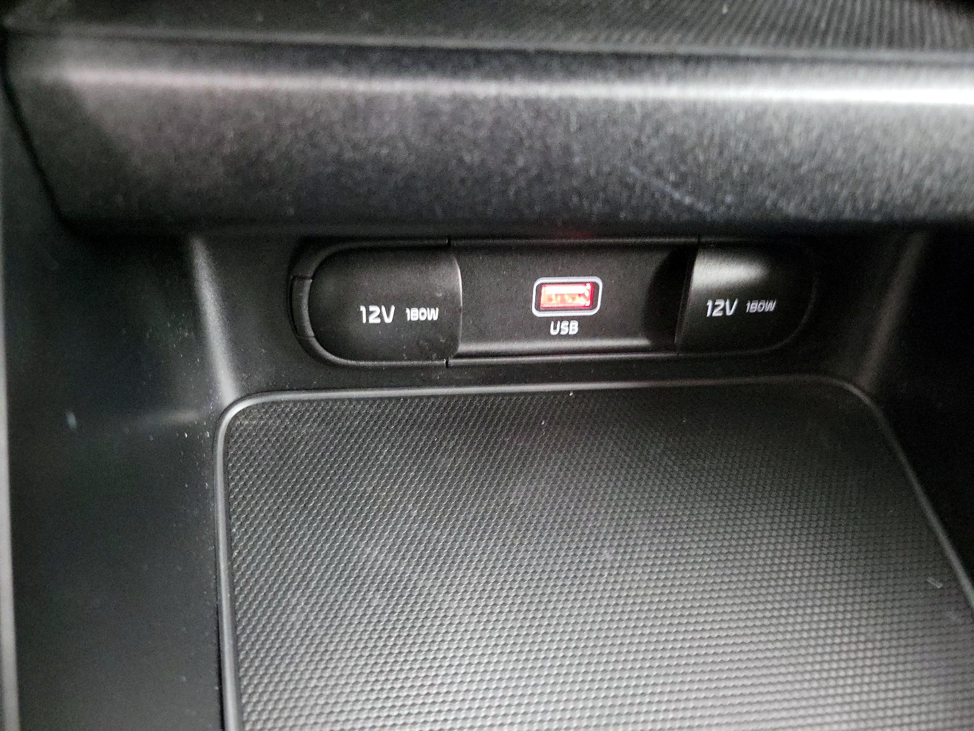 Thumbnail: 2023 Kia Forte - 18