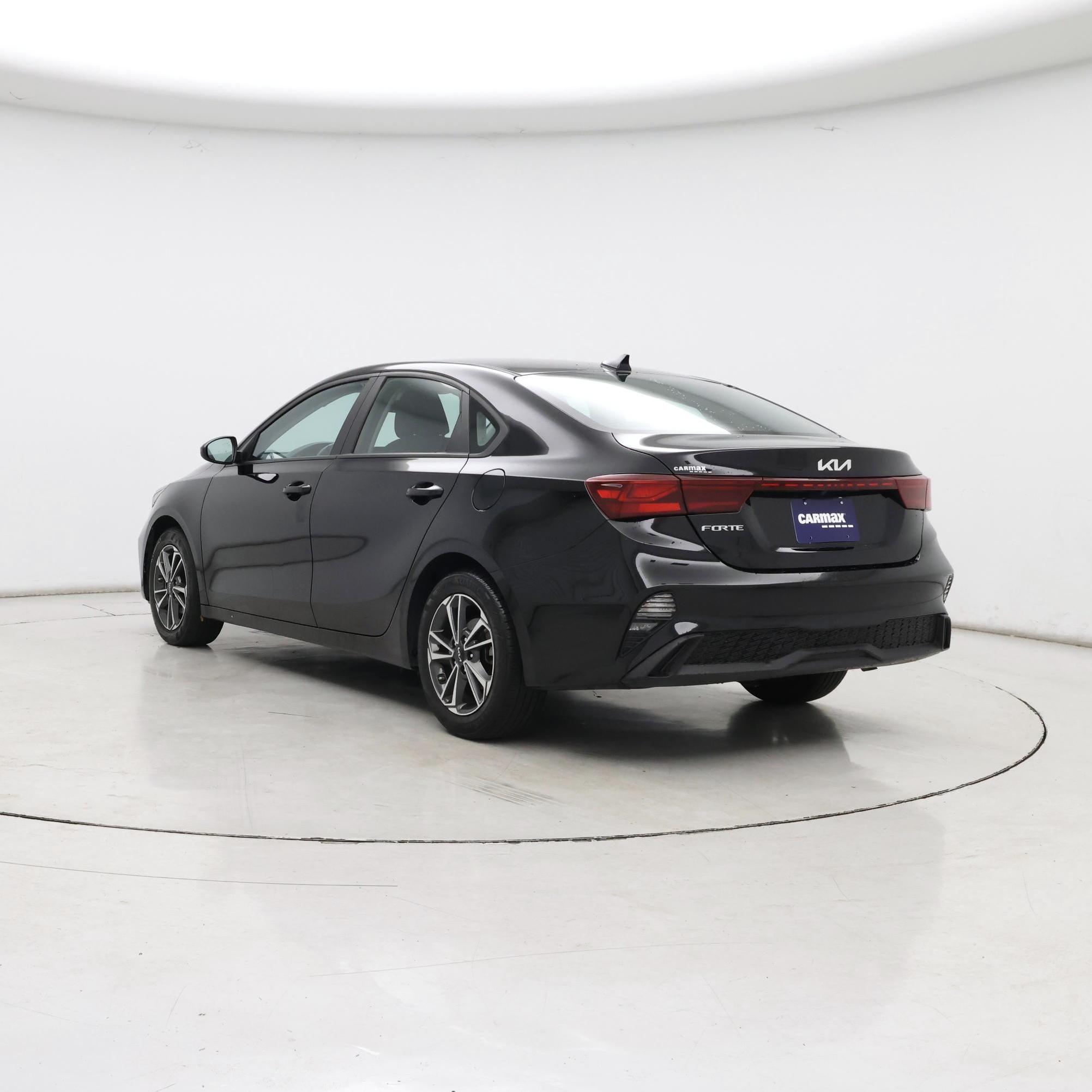 Thumbnail: 2023 Kia Forte - 2