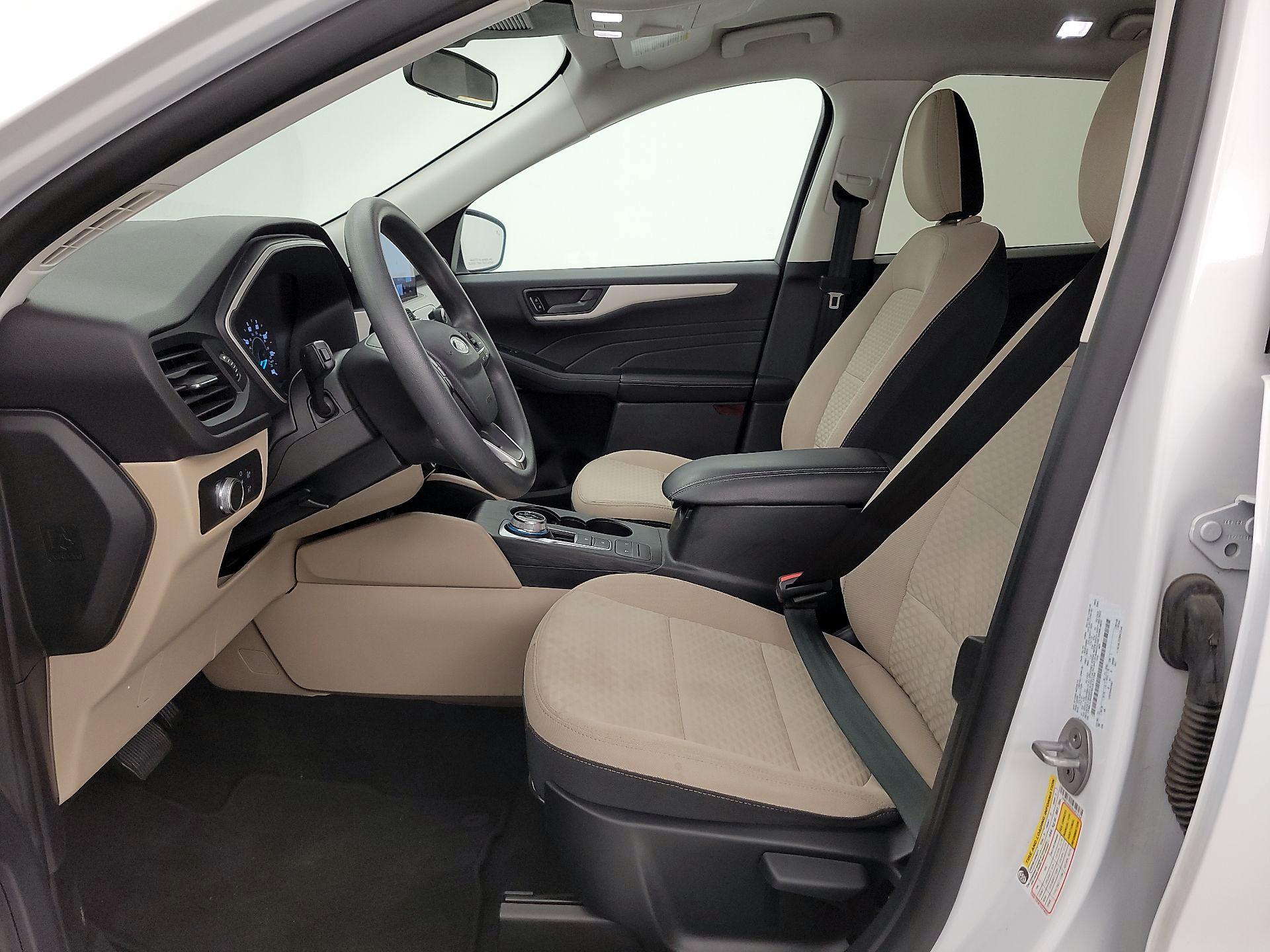 Thumbnail: 2022 Ford Escape - 11