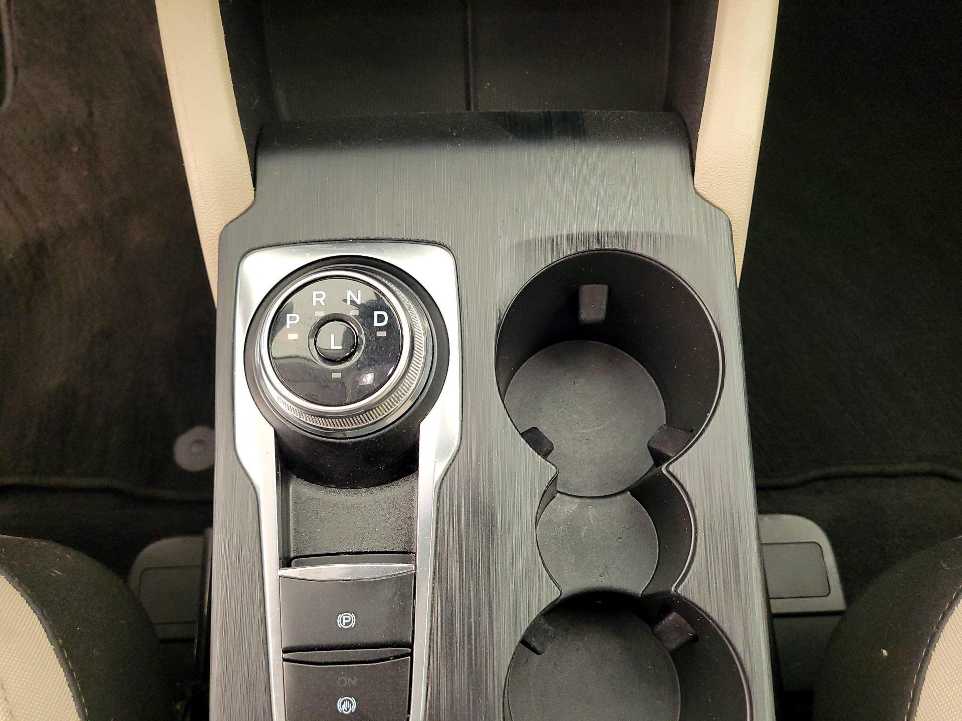 Thumbnail: 2022 Ford Escape - 18