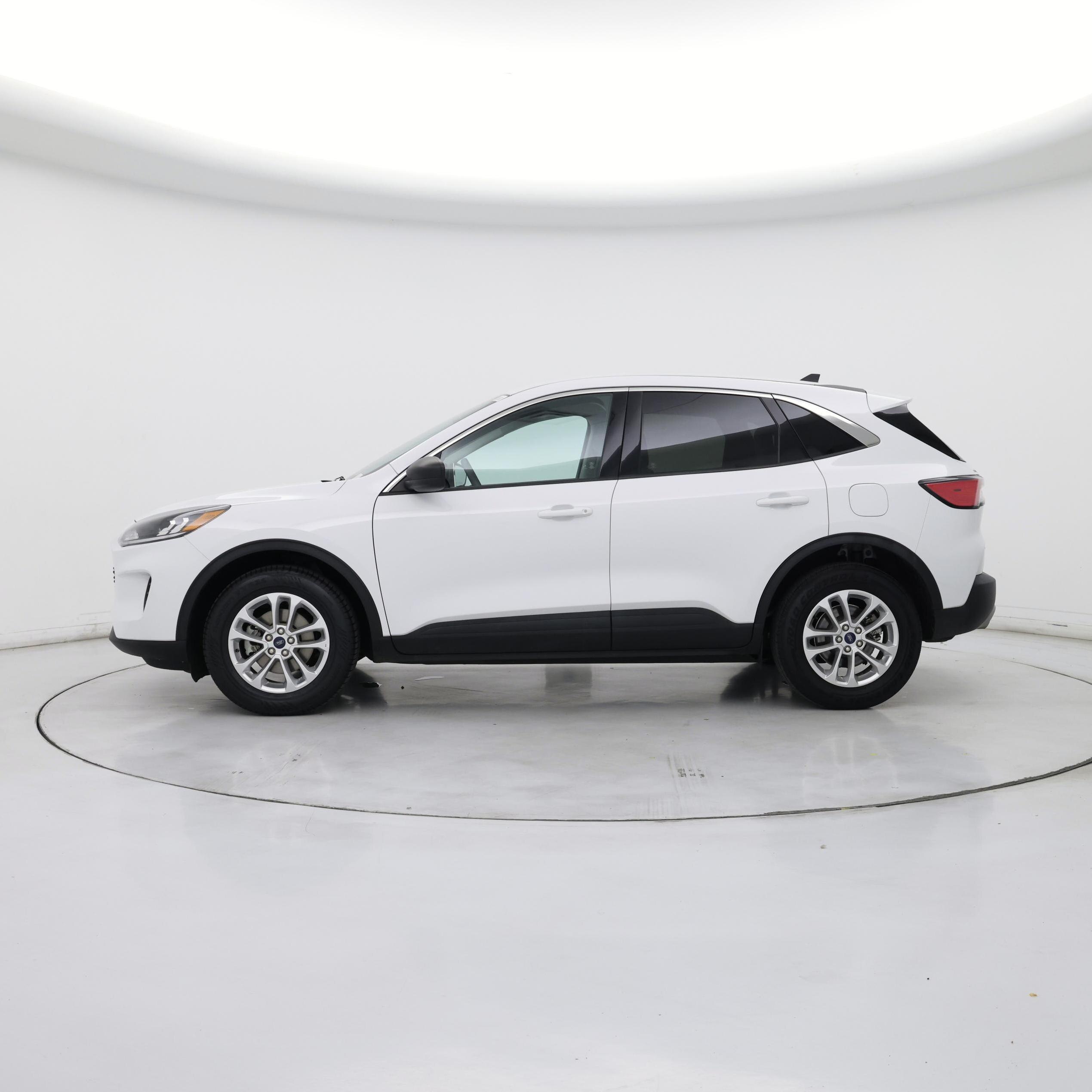 Thumbnail: 2022 Ford Escape - 3