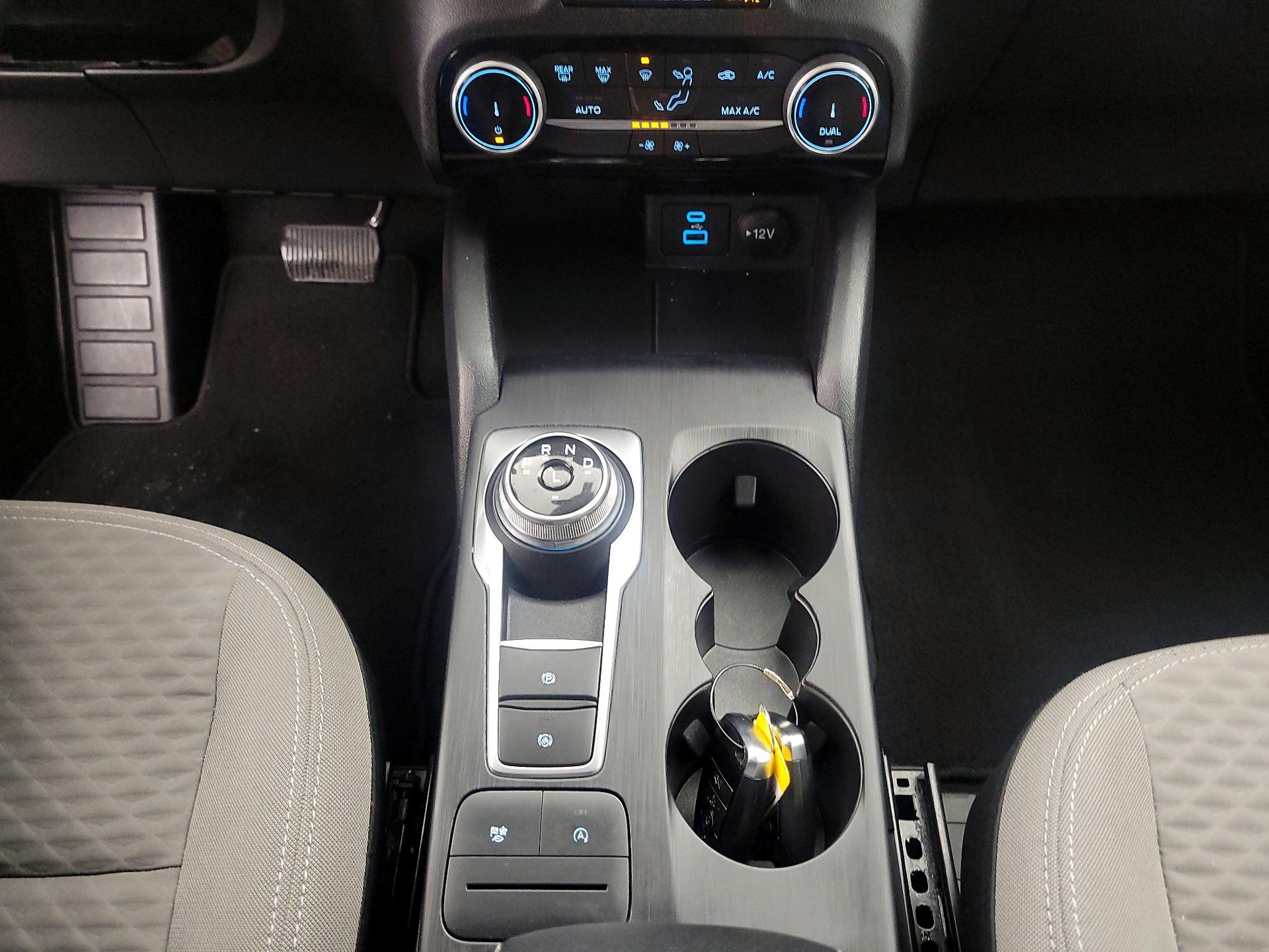 Thumbnail: 2022 Ford Escape - 17