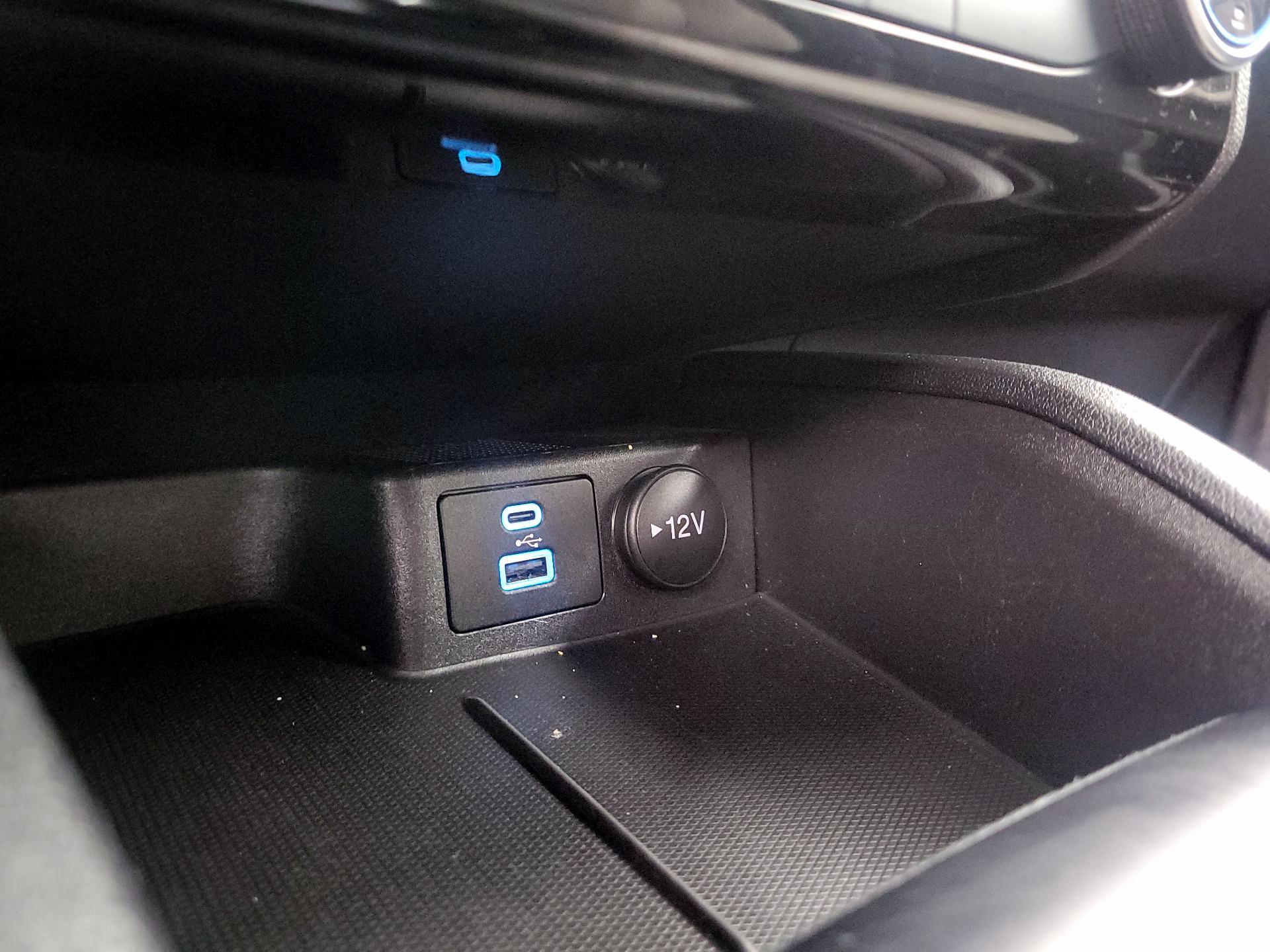 Thumbnail: 2022 Ford Escape - 18