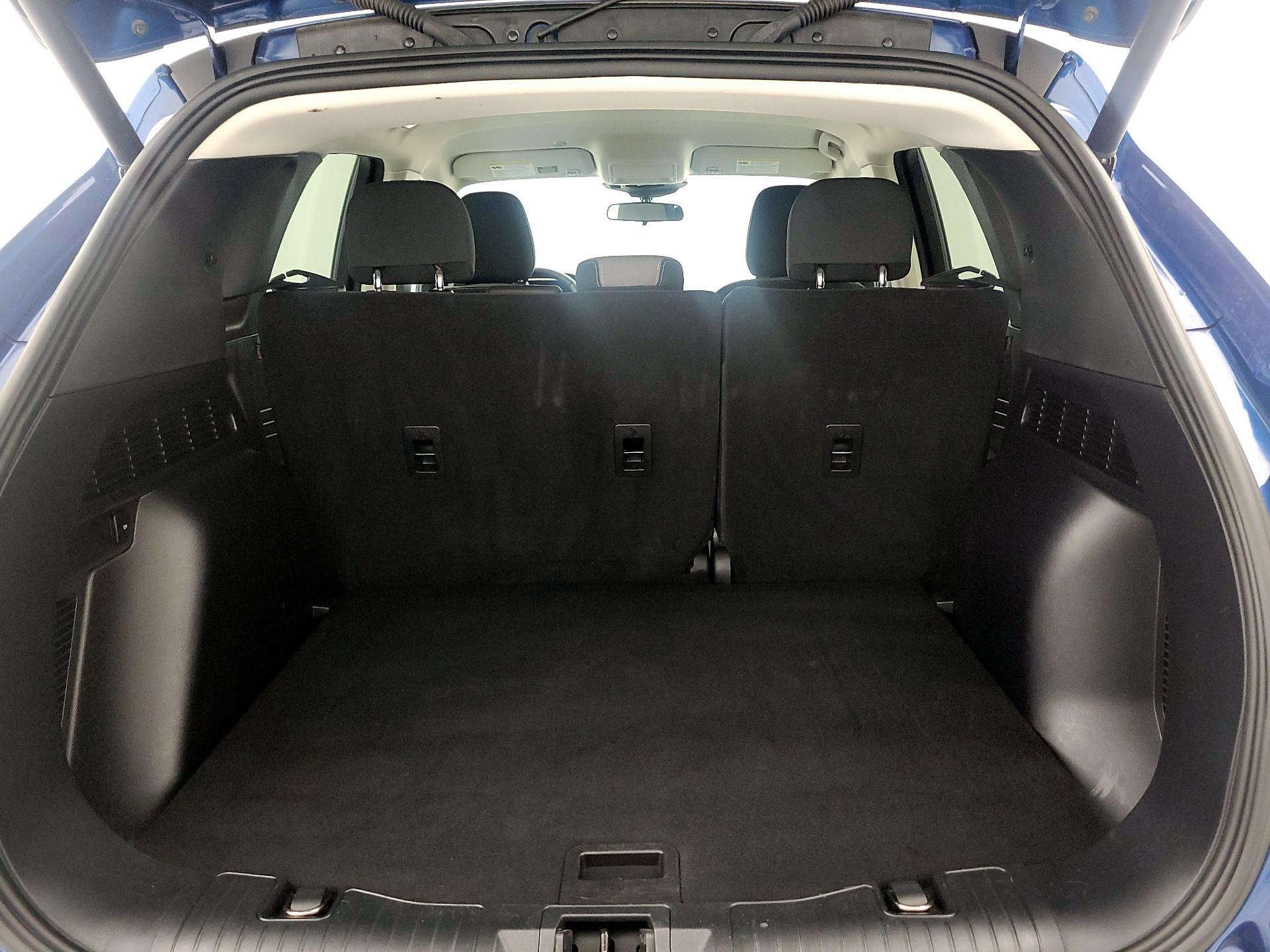 Thumbnail: 2022 Ford Escape - 20