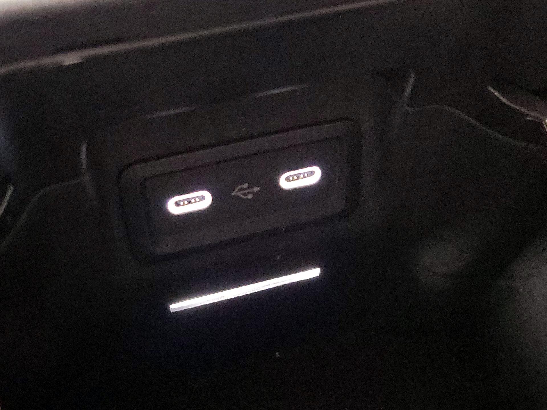 Thumbnail: 2024 Mercedes-Benz GLC - 18