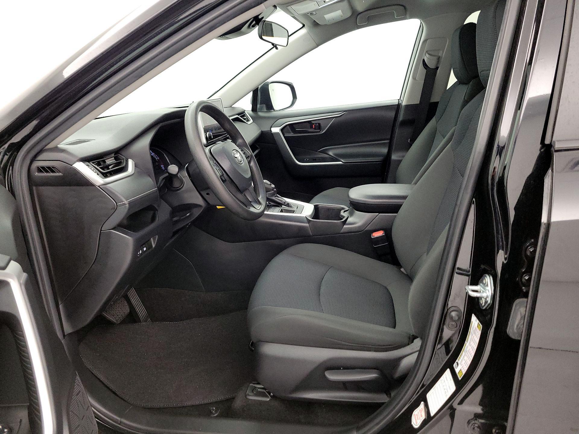 Thumbnail: 2024 Toyota RAV4 - 11