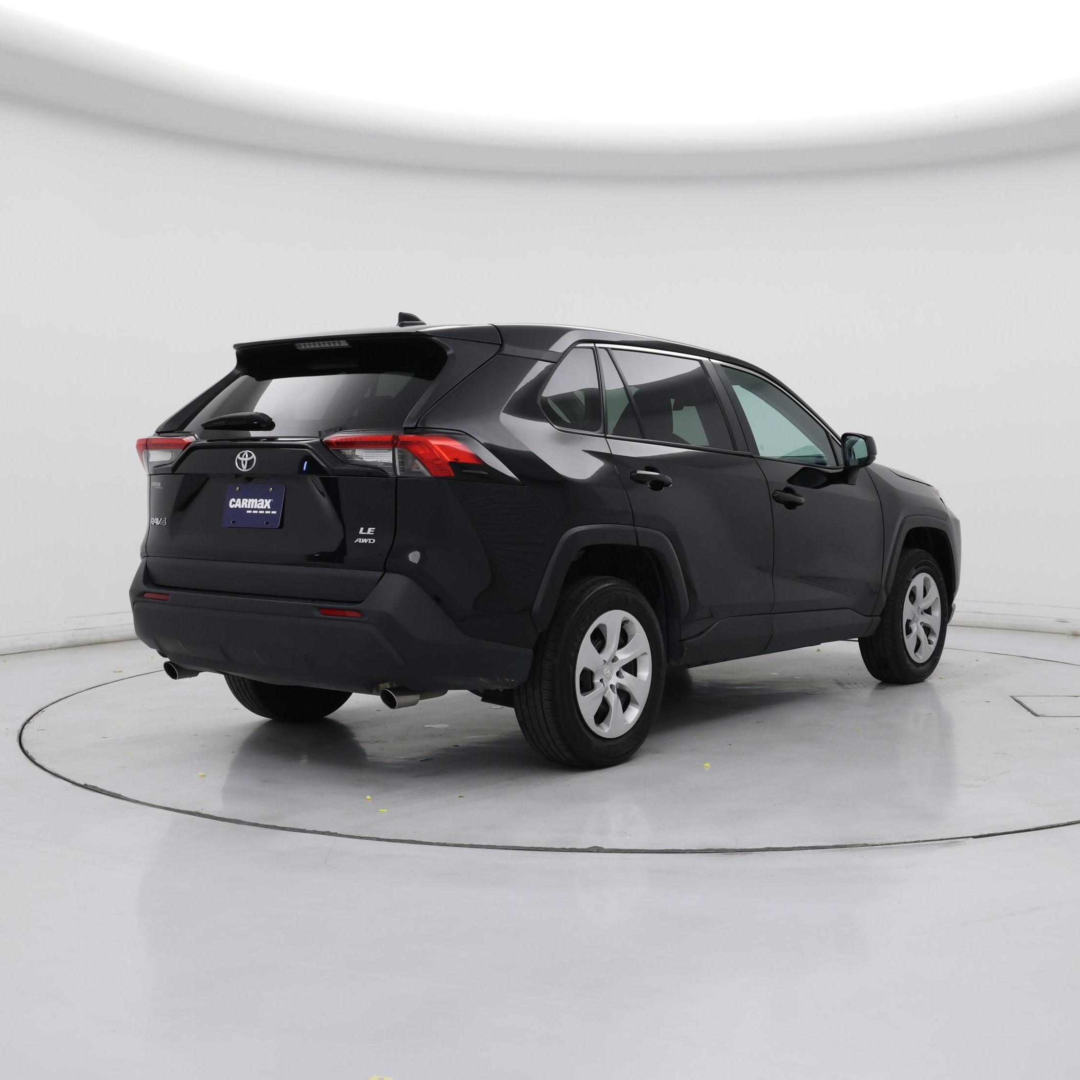 Thumbnail: 2024 Toyota RAV4 - 8