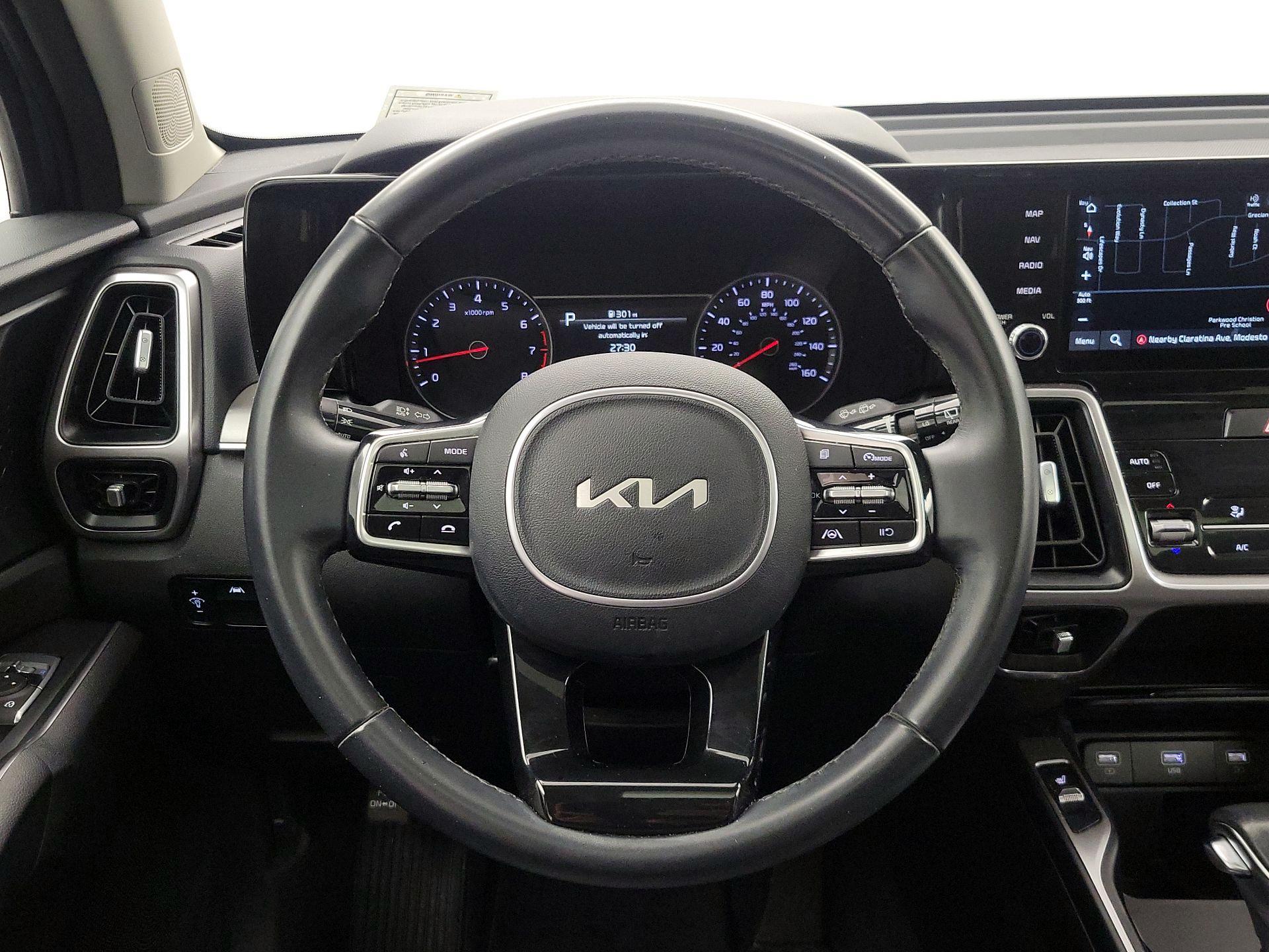 Thumbnail: 2022 Kia Sorento - 10