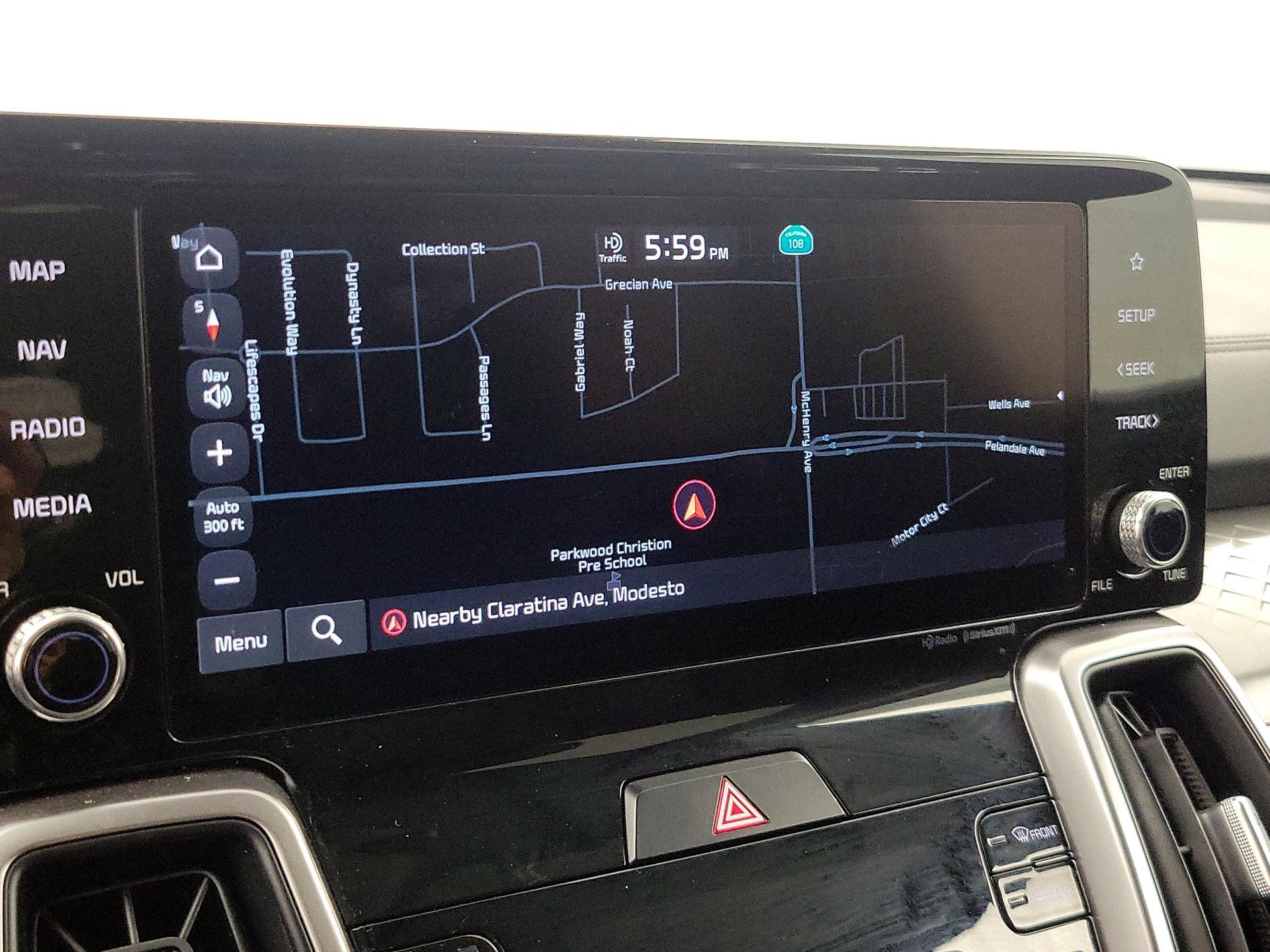 Thumbnail: 2022 Kia Sorento - 14