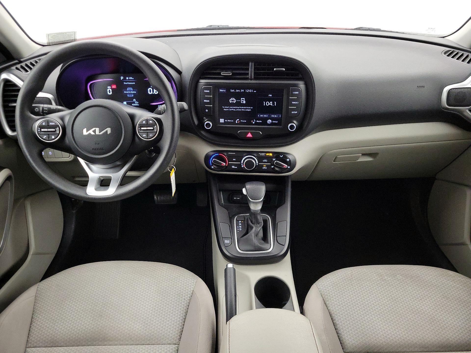 Thumbnail: 2023 Kia Soul - 9