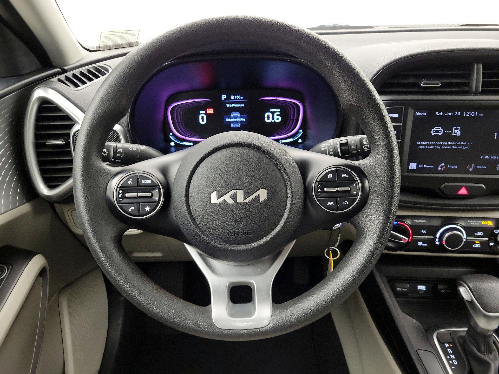 Thumbnail: 2023 Kia Soul - 10