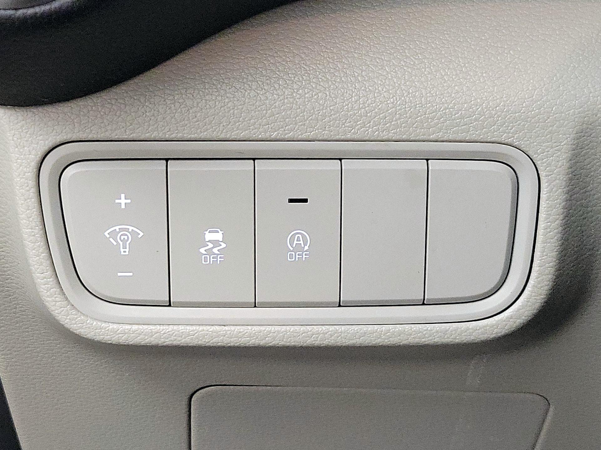 Thumbnail: 2023 Kia Soul - 13