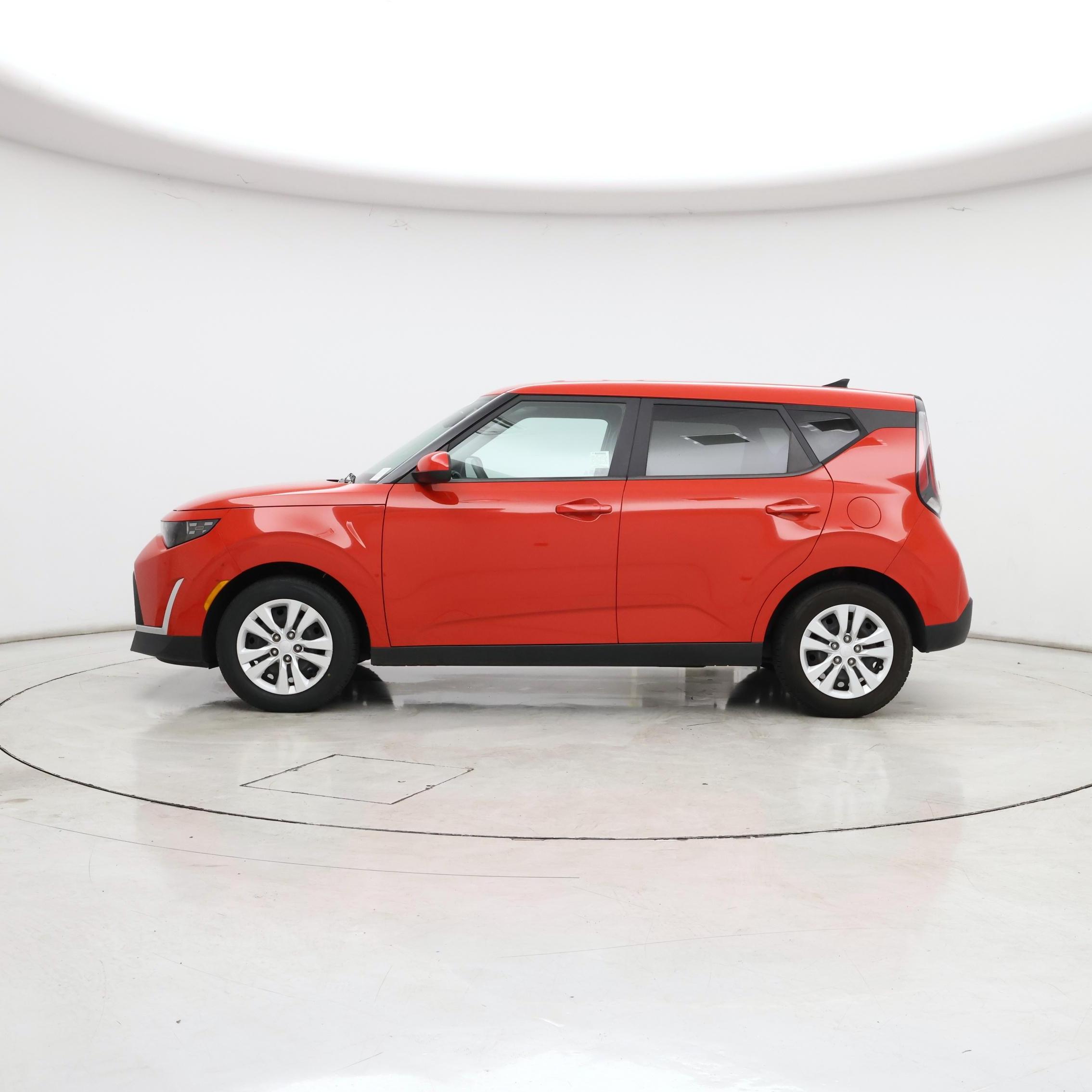 Thumbnail: 2023 Kia Soul - 3