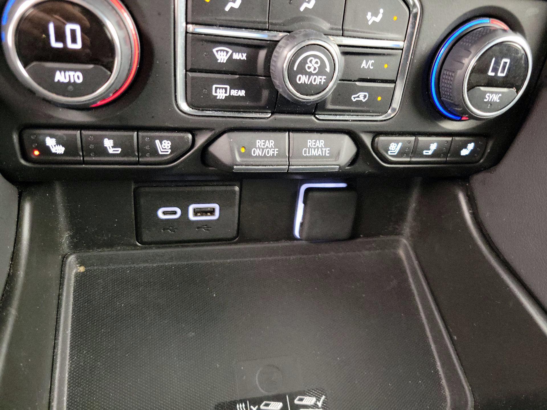 Thumbnail: 2024 Chevrolet Tahoe - 18