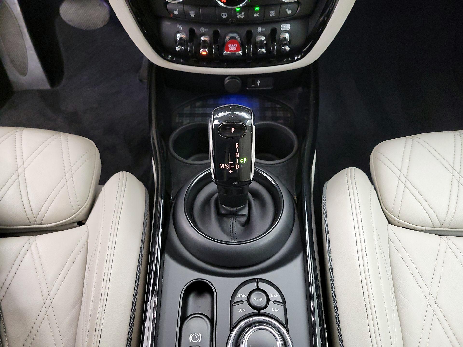 Thumbnail: 2023 MINI Cooper Clubman - 18