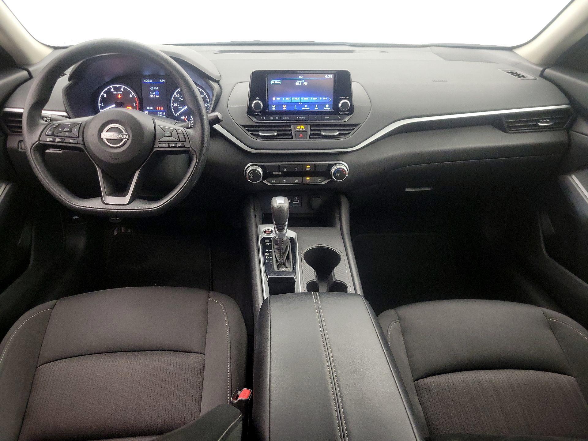 Thumbnail: 2023 Nissan Altima - 9