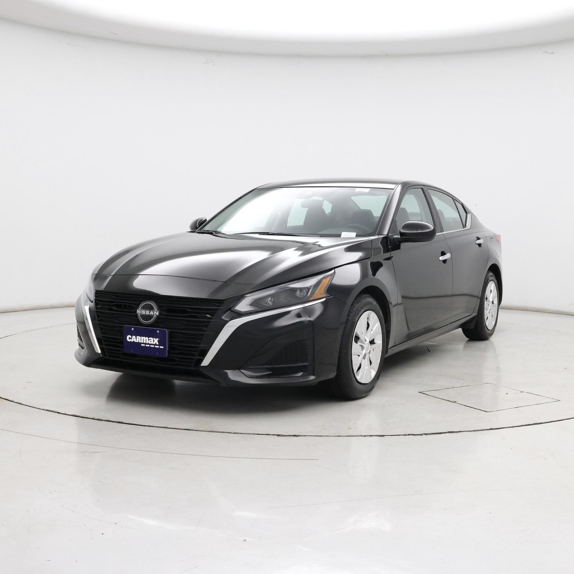 Thumbnail: 2023 Nissan Altima - 4