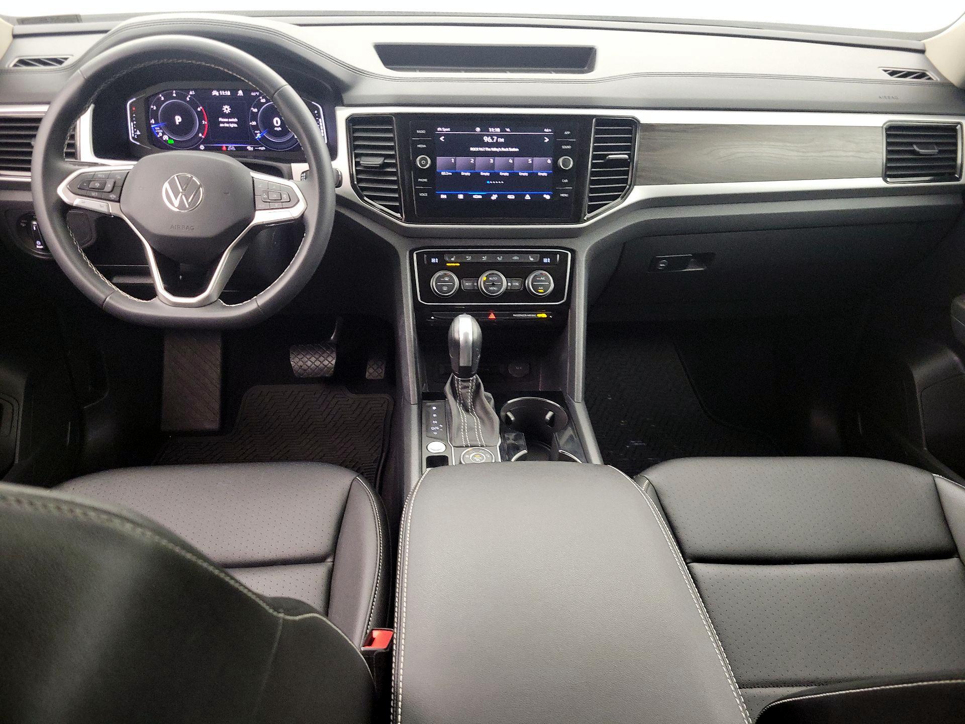 Thumbnail: 2023 Volkswagen Atlas - 9