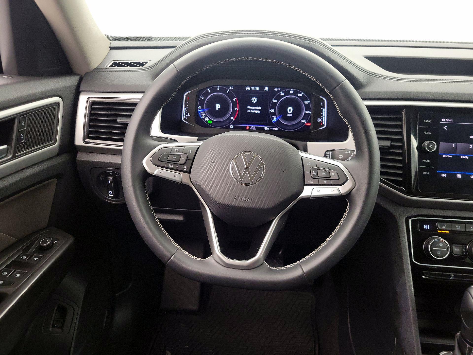 Thumbnail: 2023 Volkswagen Atlas - 10