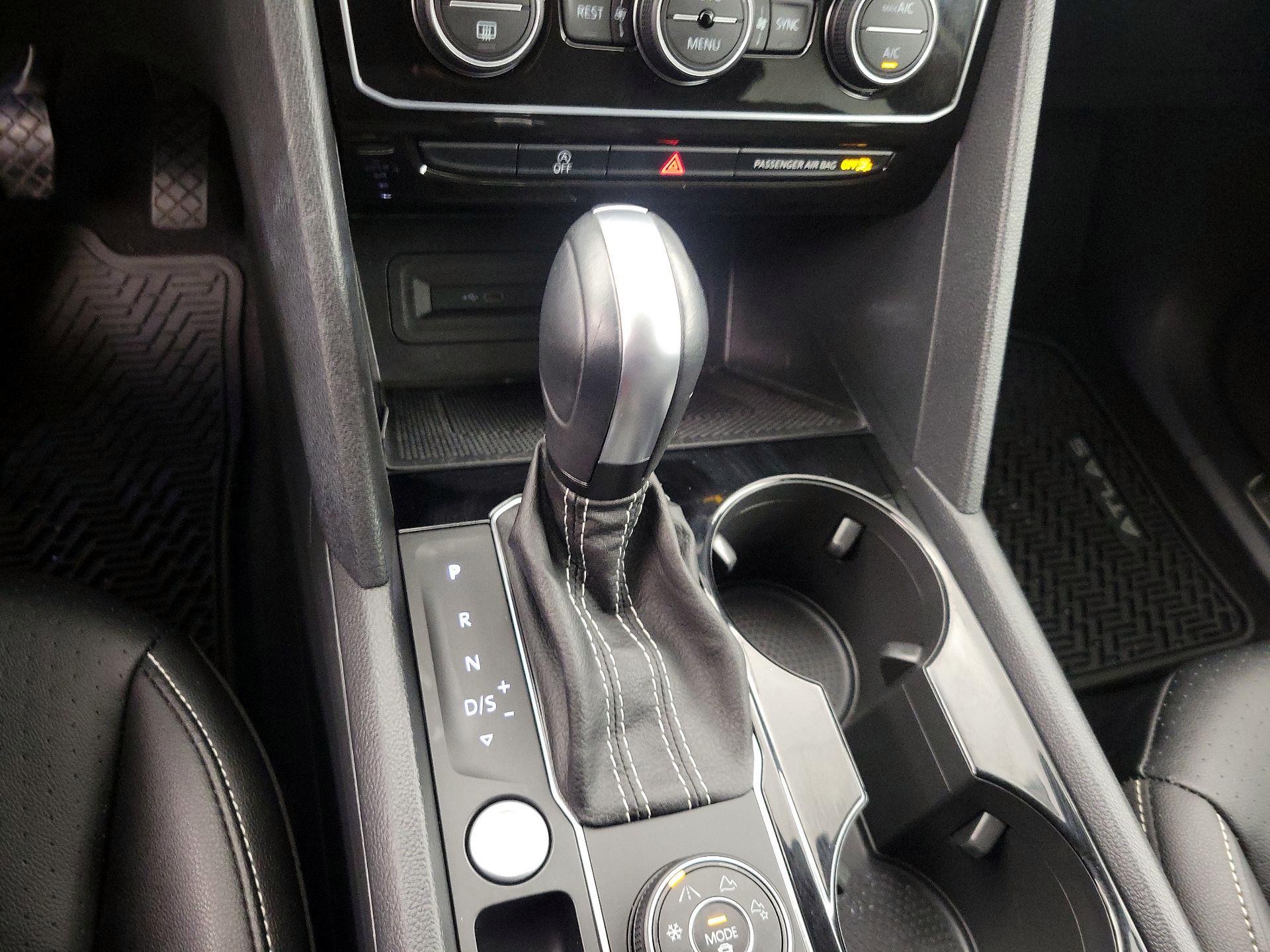 Thumbnail: 2023 Volkswagen Atlas - 17