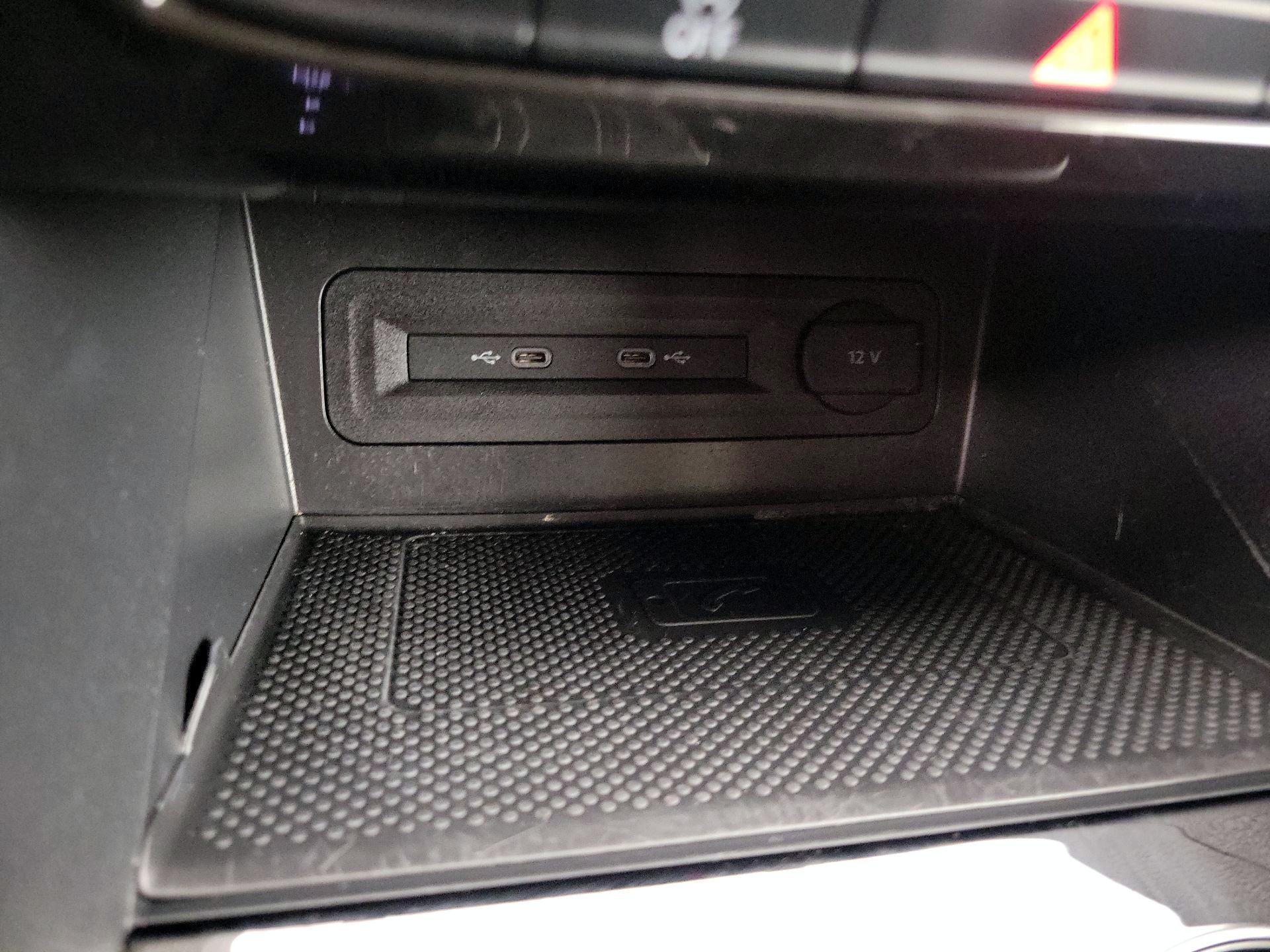 Thumbnail: 2023 Volkswagen Atlas - 18