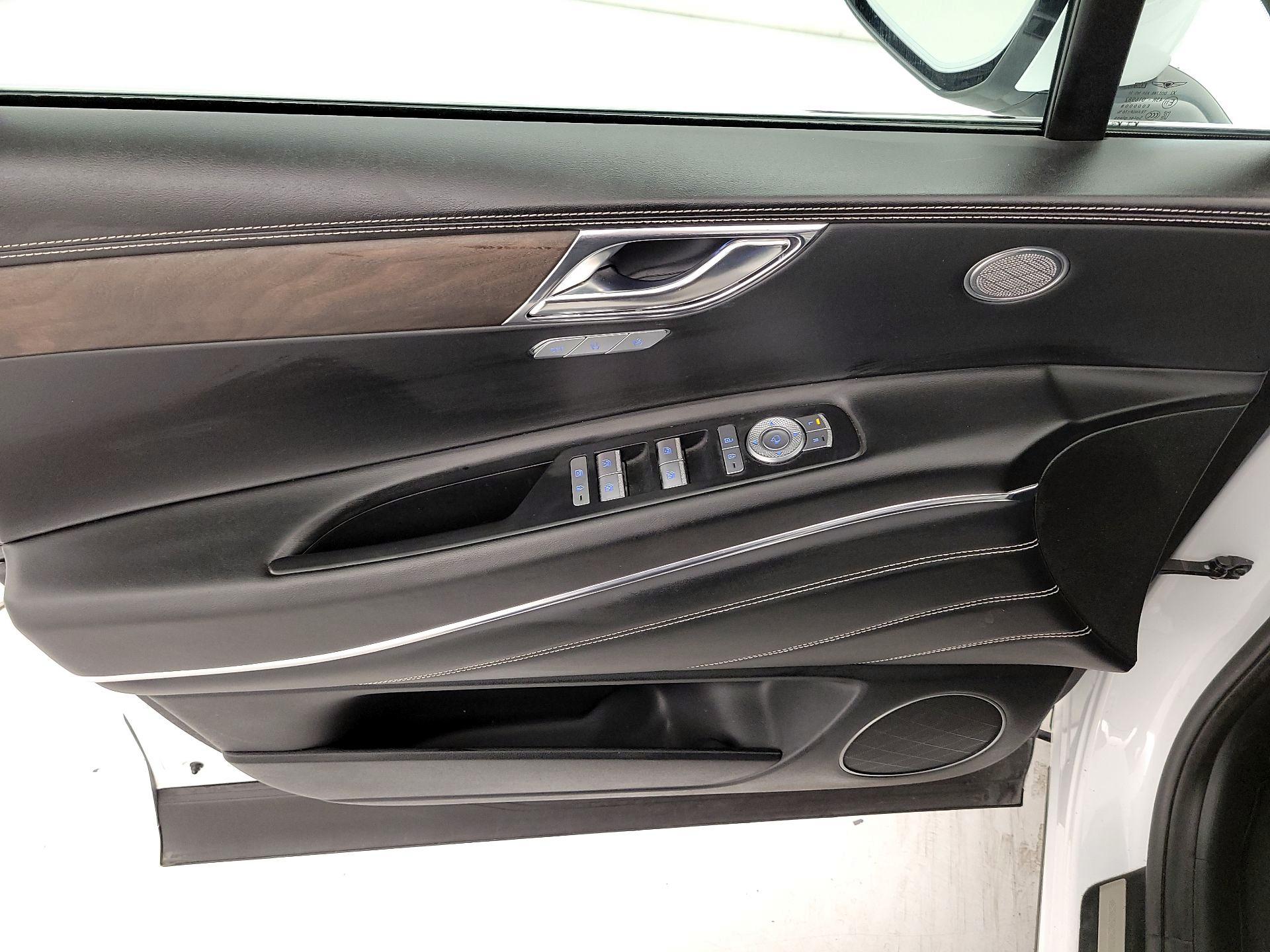 Thumbnail: 2024 Genesis GV80 - 12