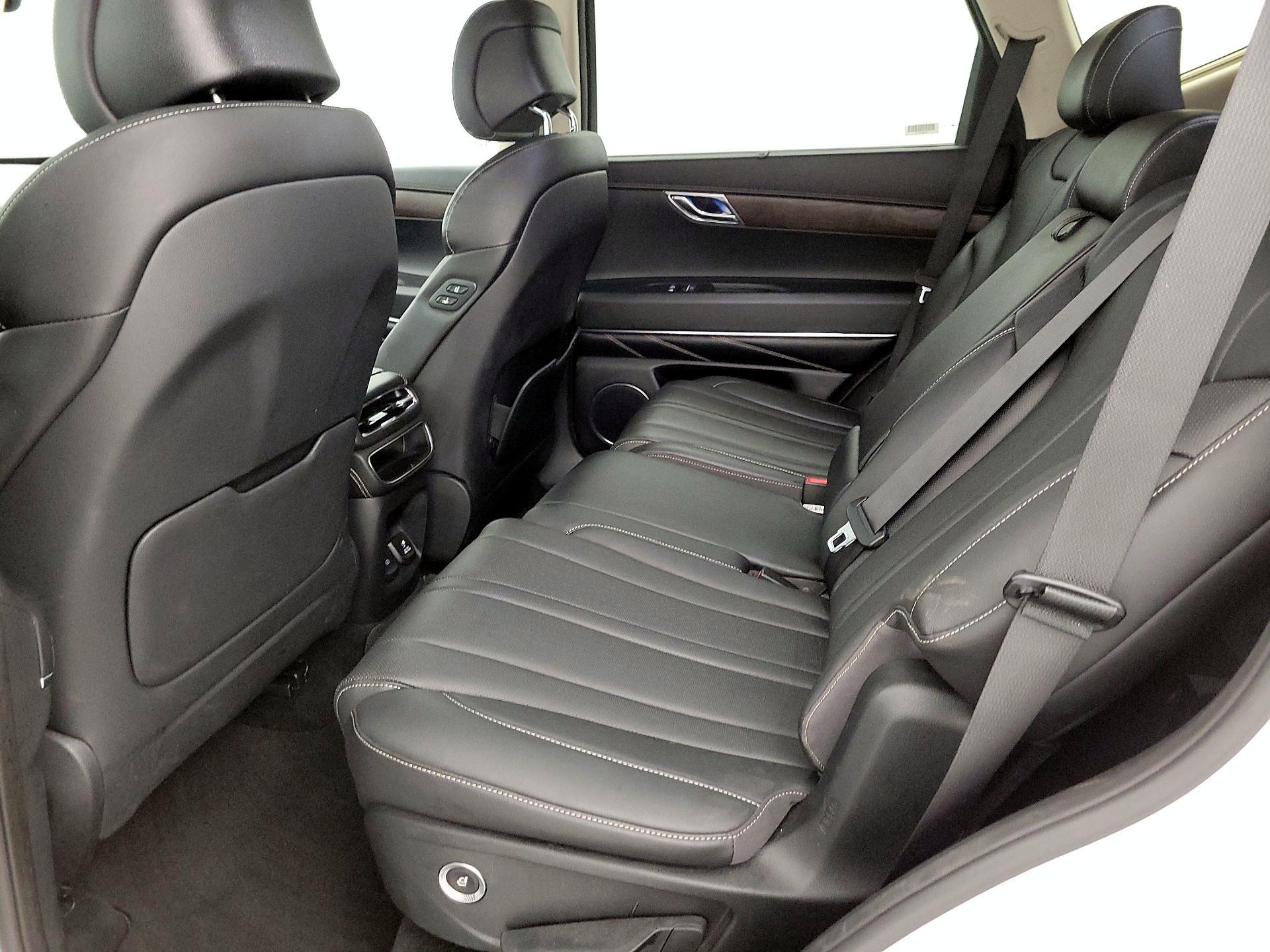 Thumbnail: 2024 Genesis GV80 - 20