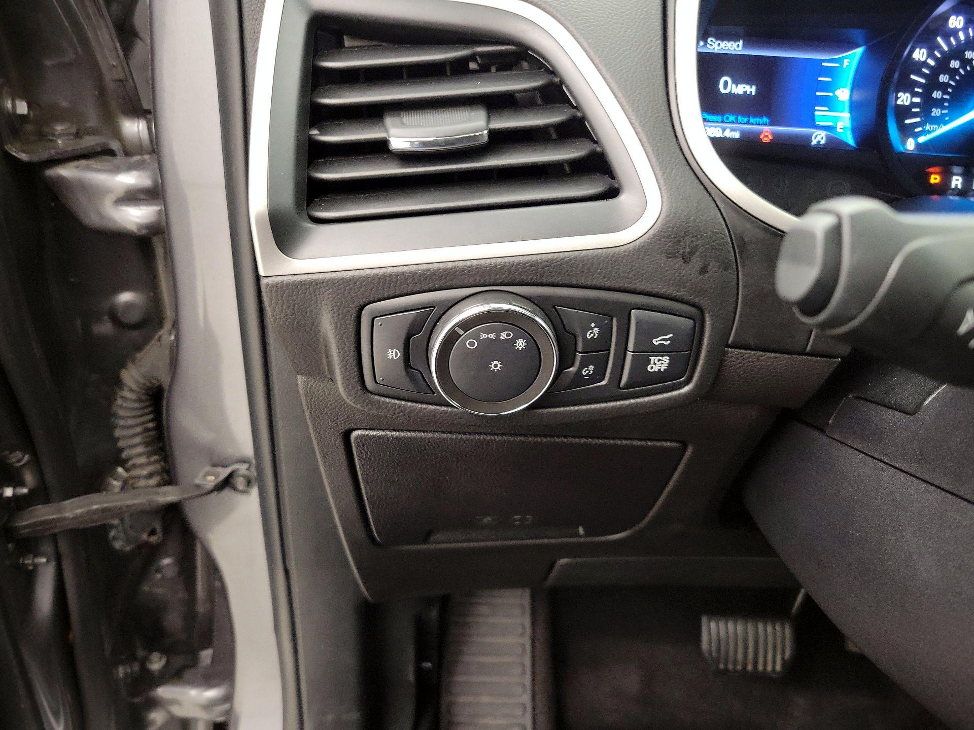 Thumbnail: 2021 Ford Edge - 13