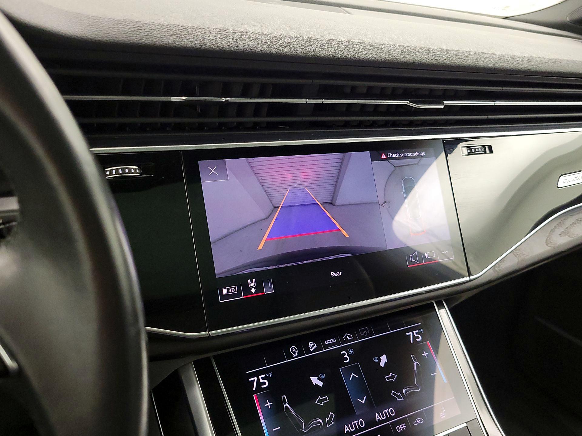 Thumbnail: 2021 Audi Q7 - 15