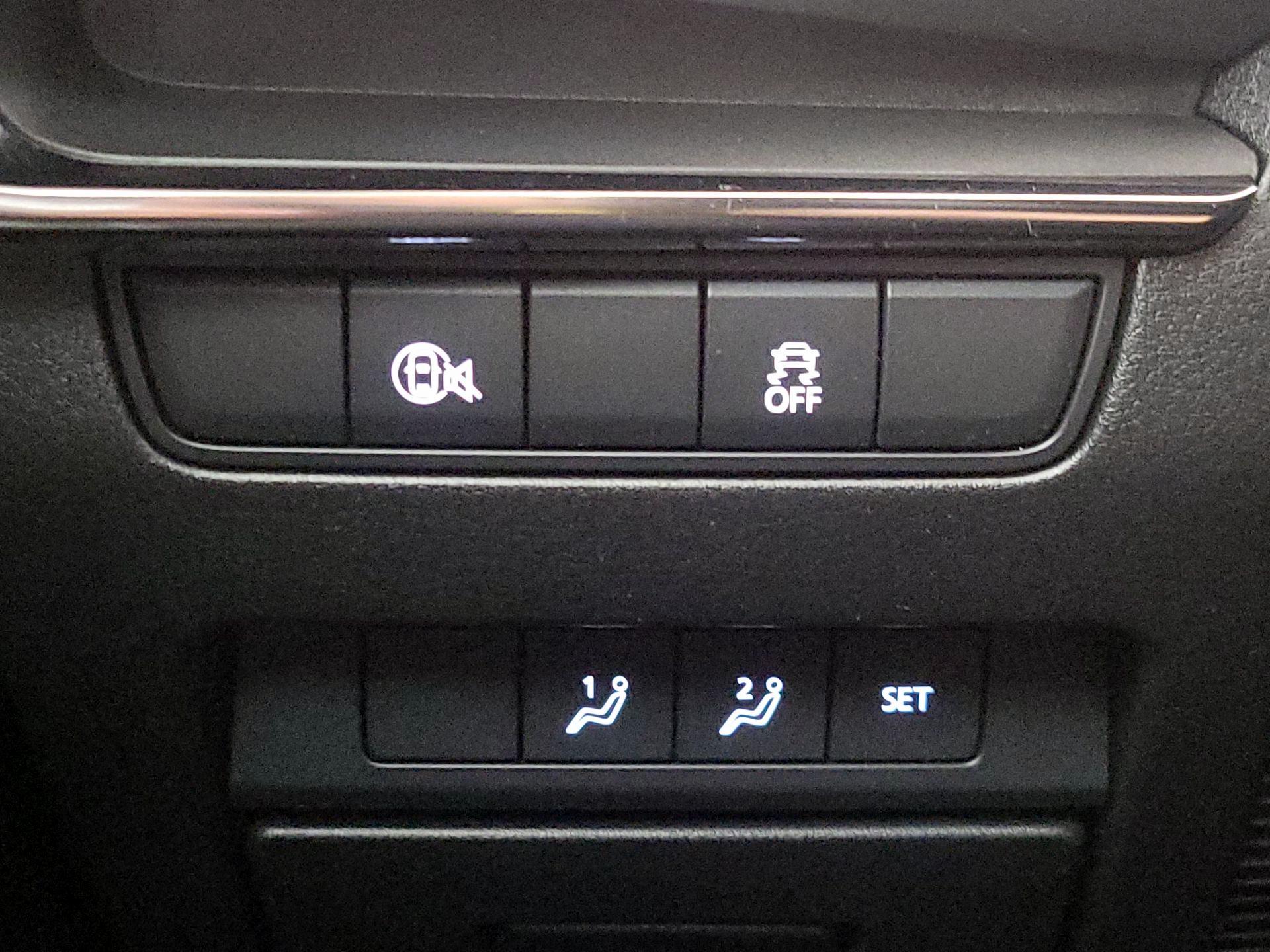 Thumbnail: 2024 Mazda Mazda3 - 13