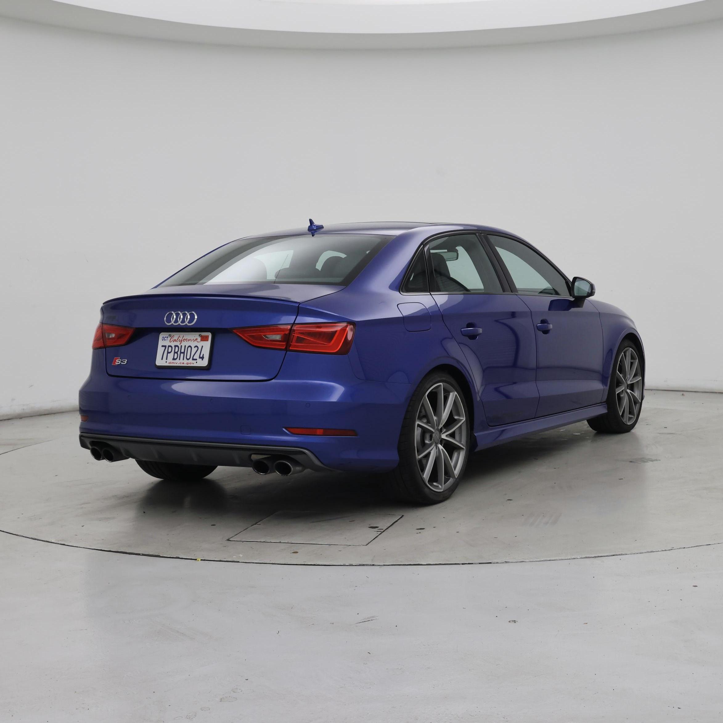 Thumbnail: 2016 Audi S3 - 8