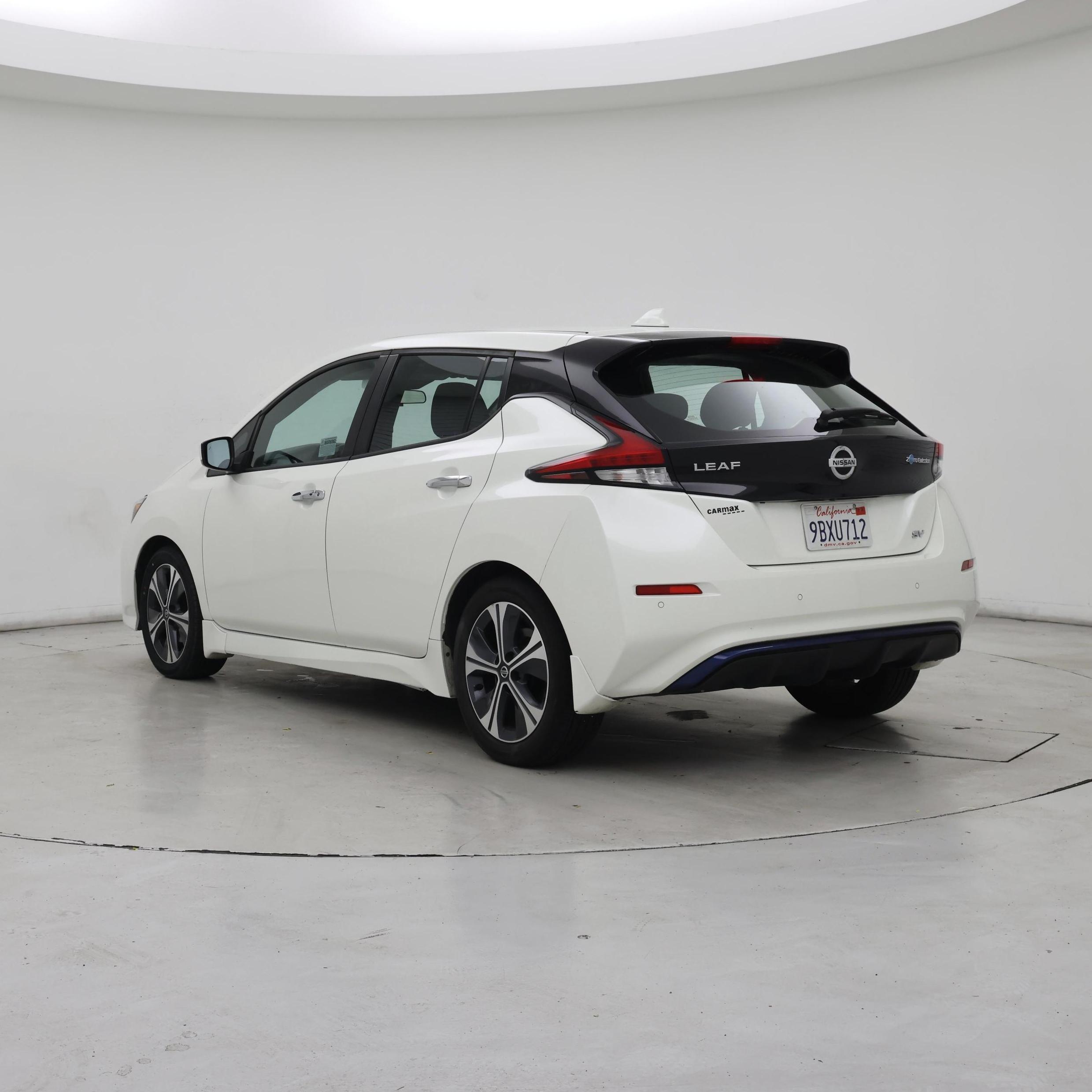 Thumbnail: 2022 Nissan Leaf - 2