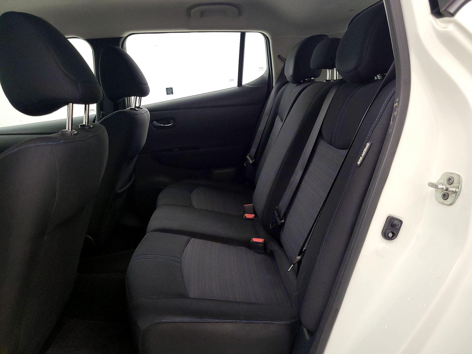 Thumbnail: 2022 Nissan Leaf - 20