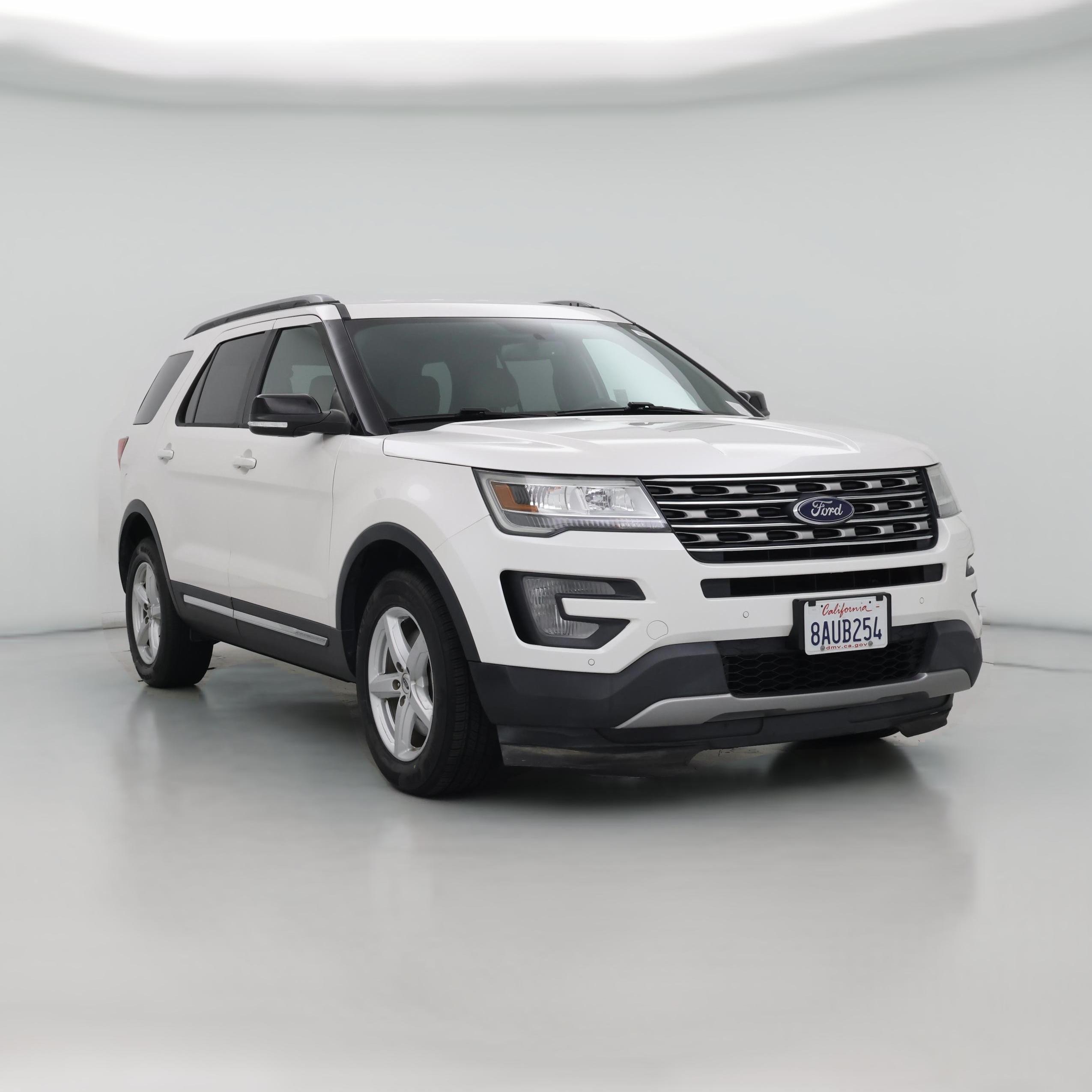Thumbnail: 2017 Ford Explorer - 1