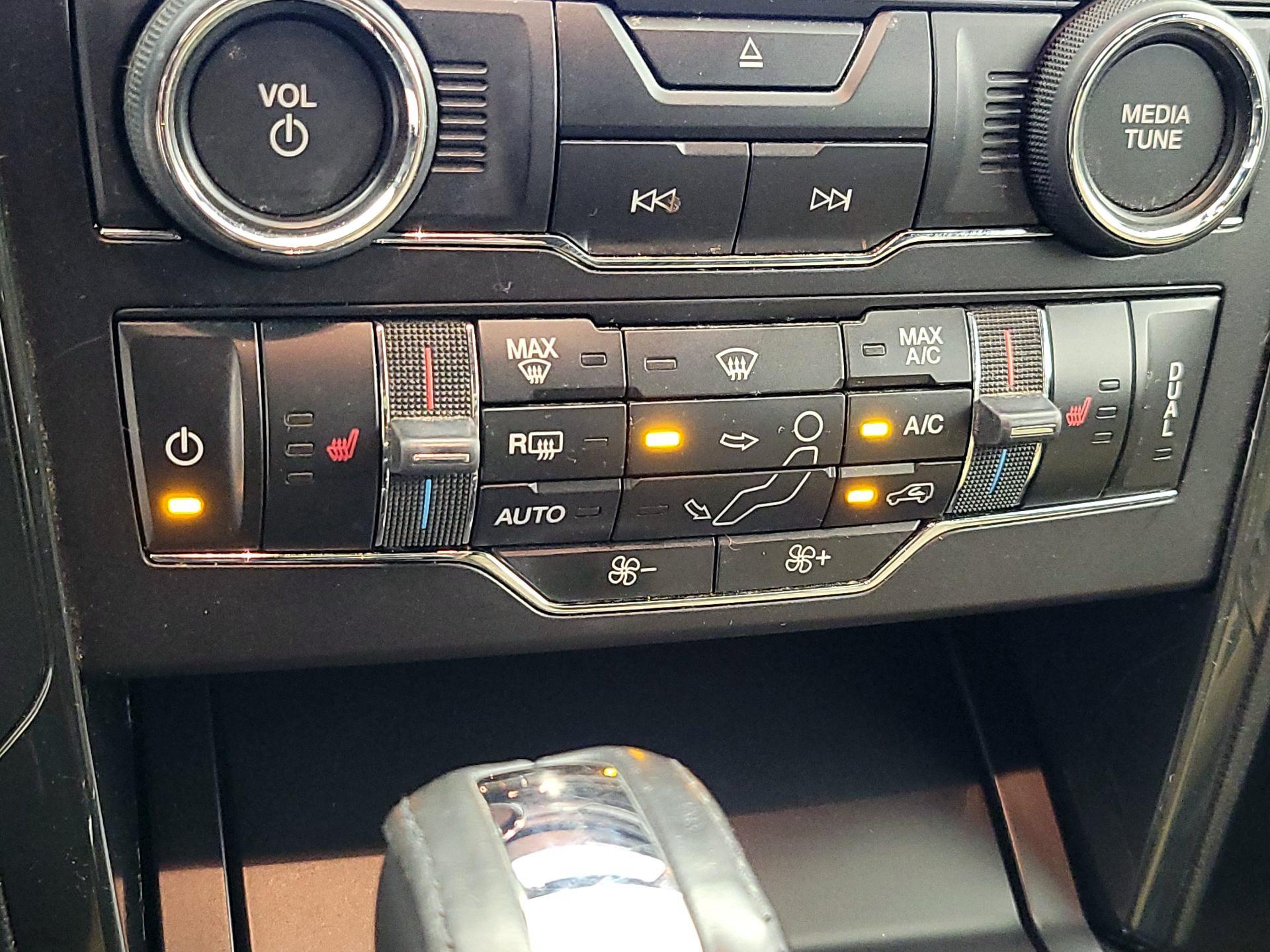 Thumbnail: 2017 Ford Explorer - 17