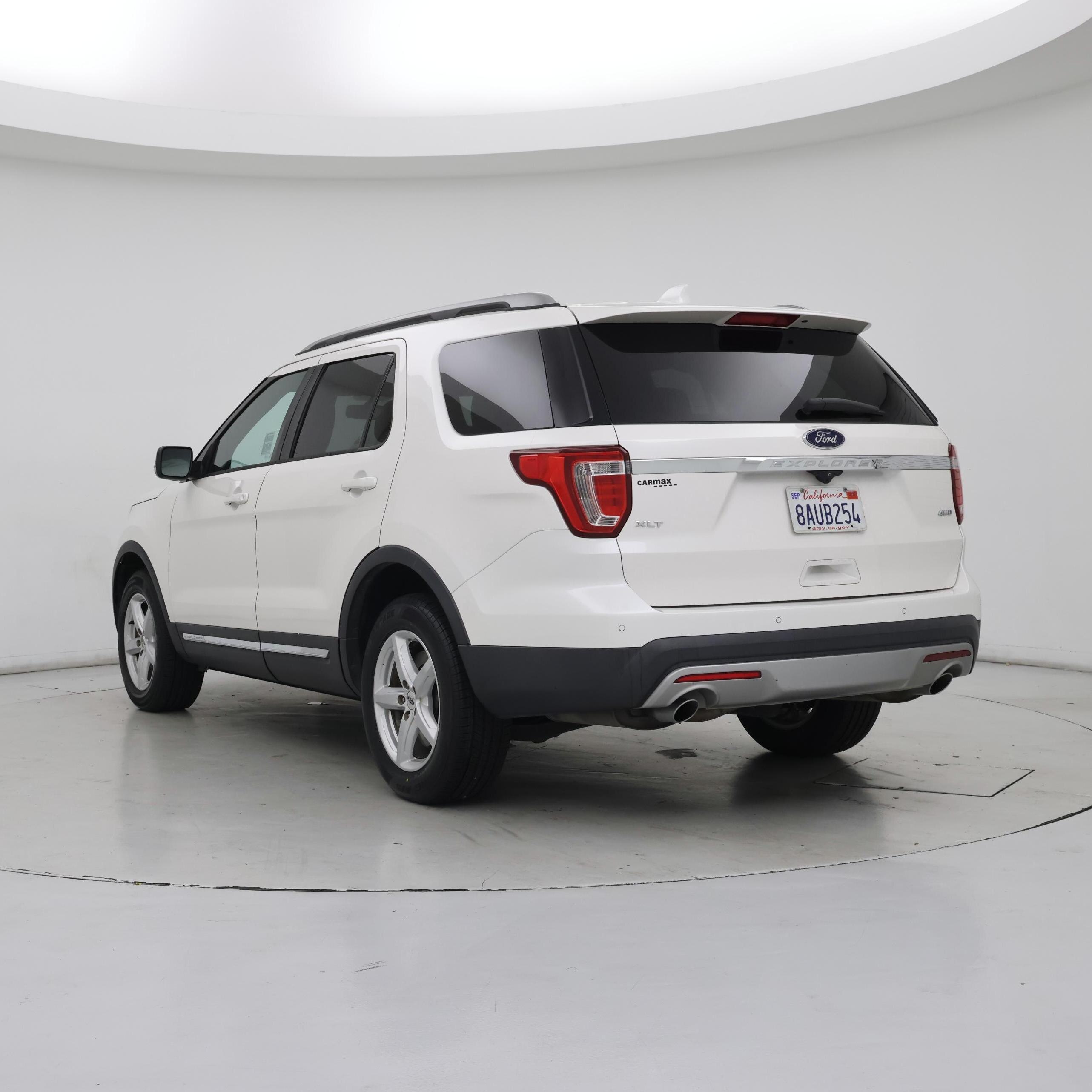 Thumbnail: 2017 Ford Explorer - 2