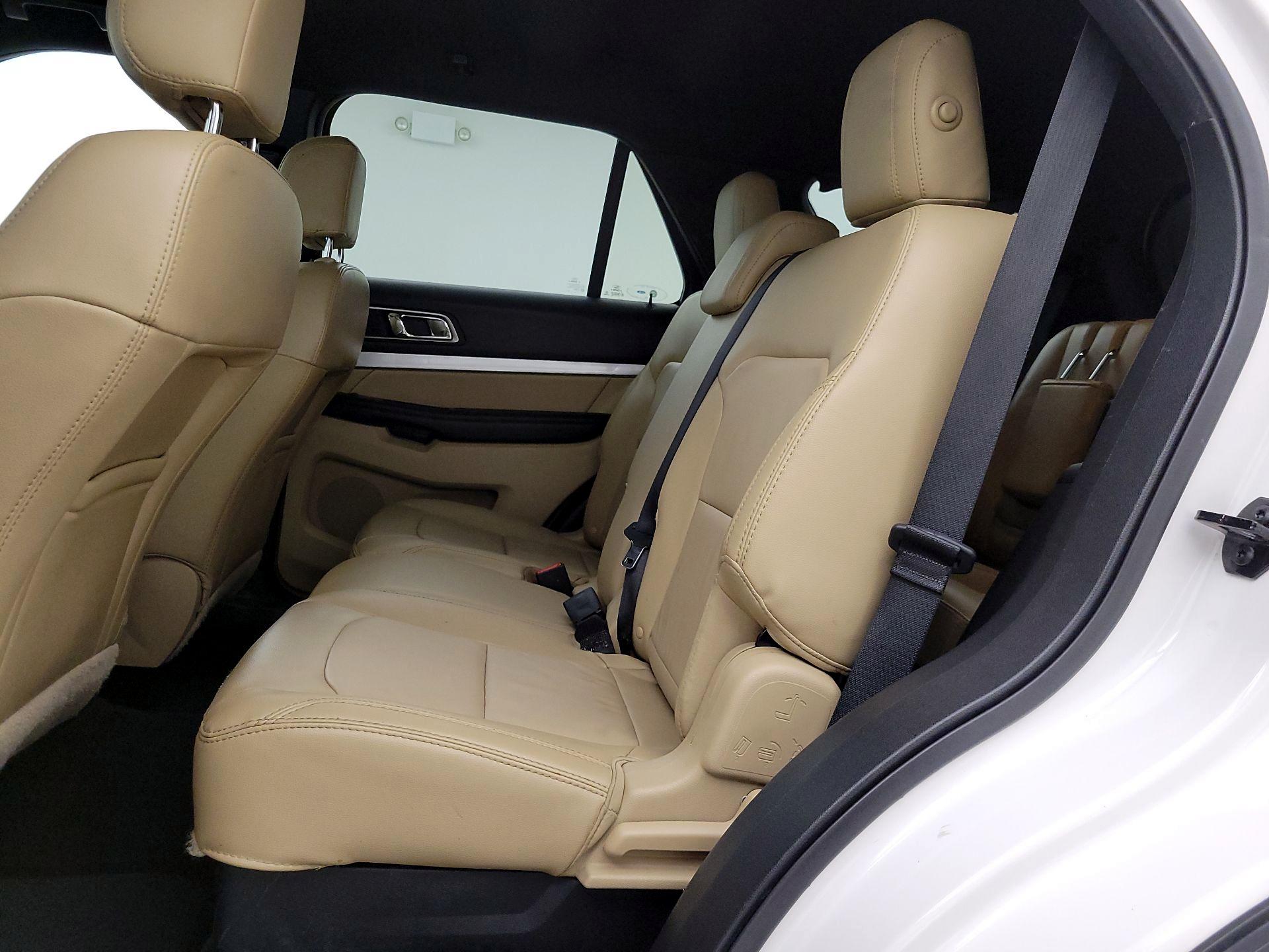 Thumbnail: 2017 Ford Explorer - 20