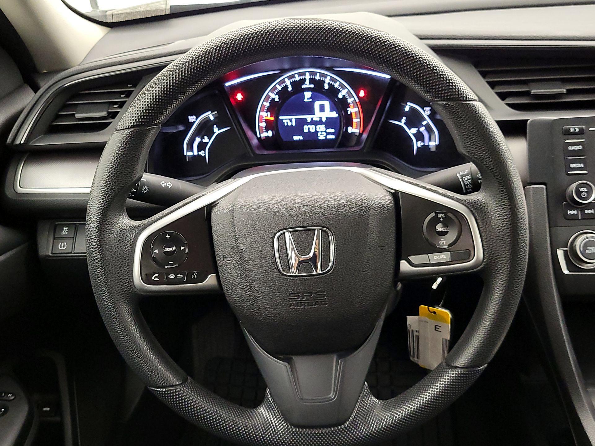 Thumbnail: 2016 Honda Civic - 10