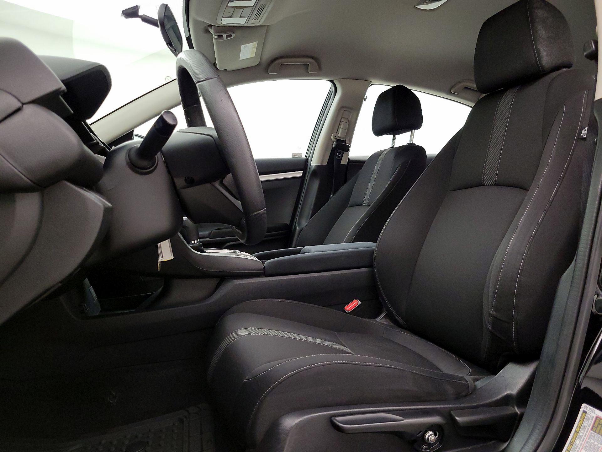 Thumbnail: 2016 Honda Civic - 11